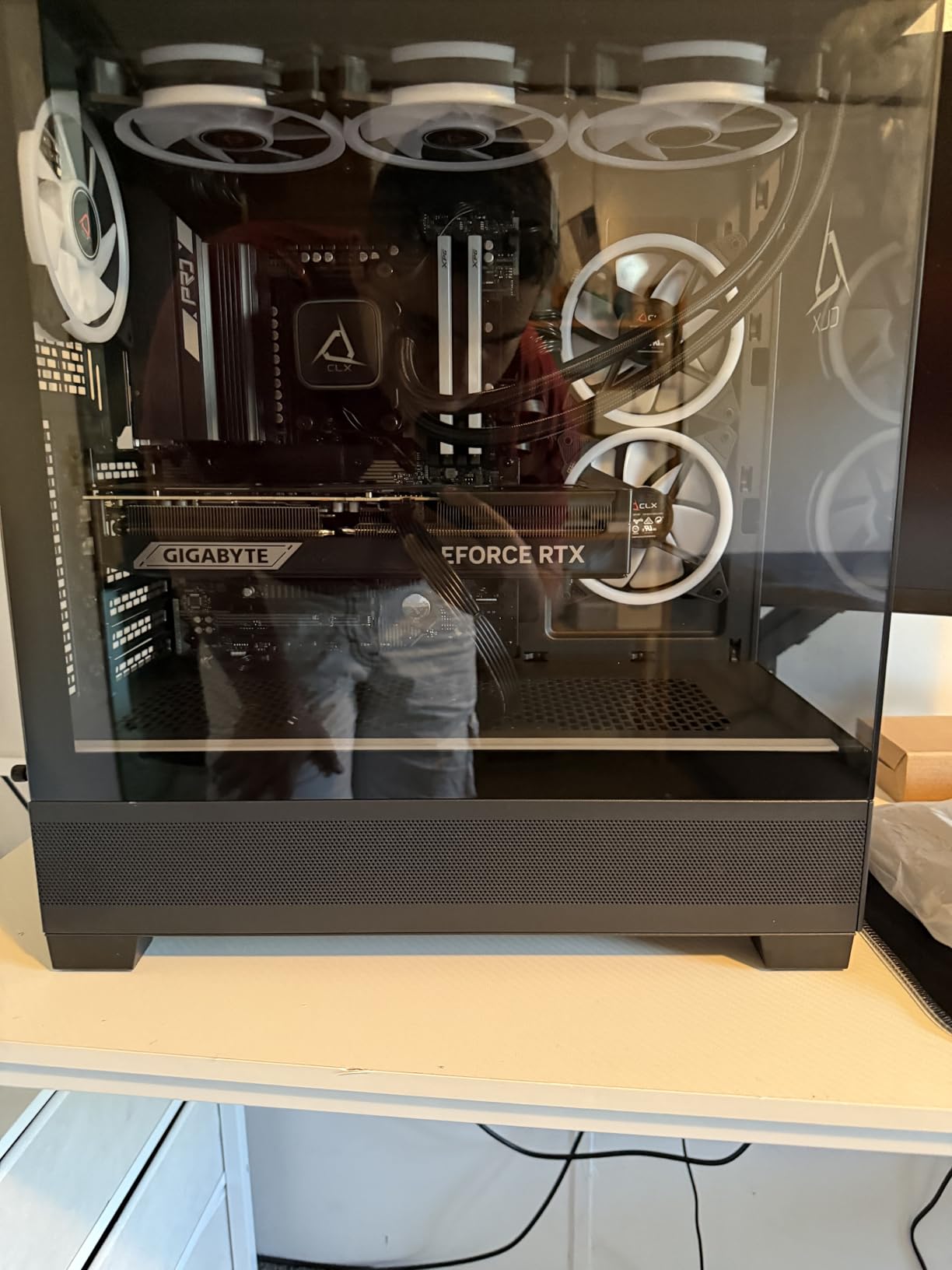 CLX Set Gaming PC - AMD Ryzen 7 9800X3D 4.7GHz, RTX 5080, 2TB NVMe M.2 SSD, 32GB DDR5 RGB Memory, 360mm AIO, WiFi, Windows 11 Home, Black customer photo 2