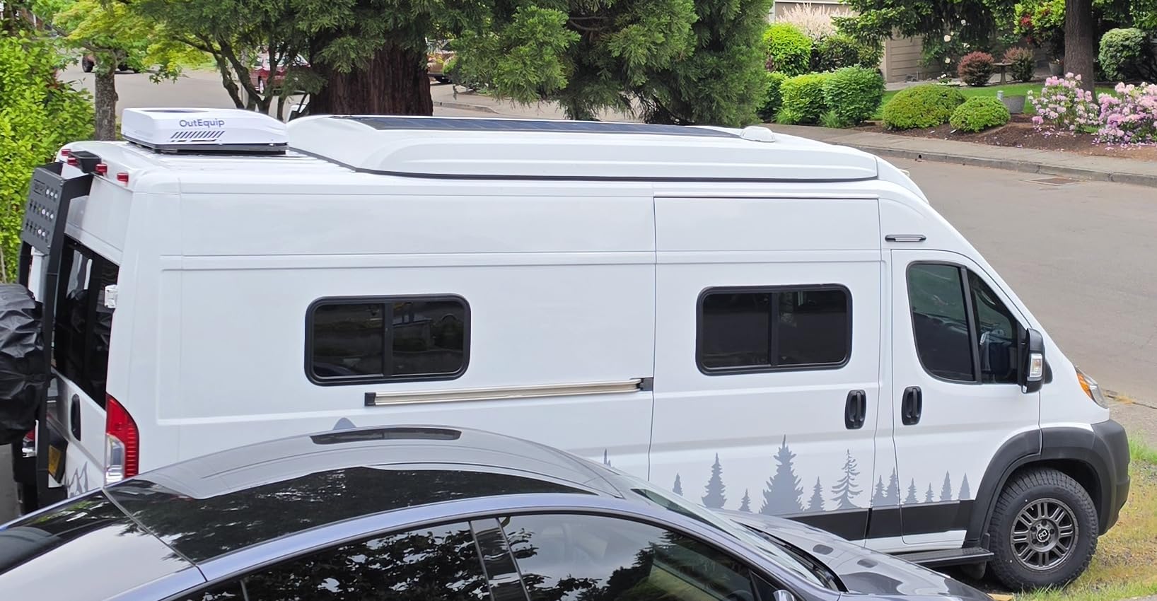 Outequip RV Air Conditioner, 12V 10000 BTU Rooftop Air Conditioner for RVs, Trucks, Vans, Campers, Tractor, Low Profile Quiet AC Unit, Battery Powered, OutEquipPro 12V AC (12 voltage w/o heater) customer photo 2