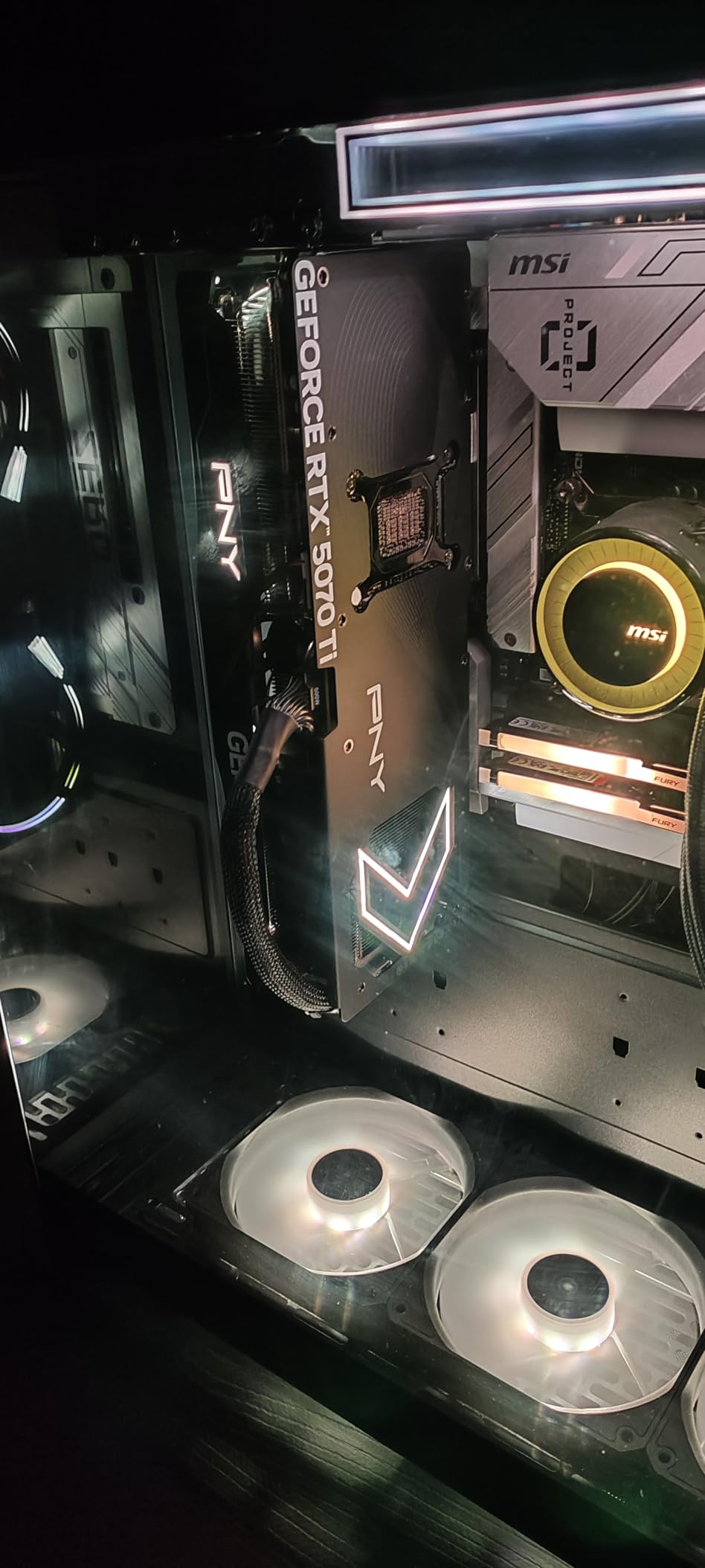 PNY GeForce RTX 5070 Ti Epic-X ARGB OC Triple Fan, Graphics Card, 16GB GDDR7, 256-Bit, 2640 MHz Boost, PCIe 5.0, HDMI/DP 2.1, NVIDIA Blackwell, DLSS 4 customer photo 1