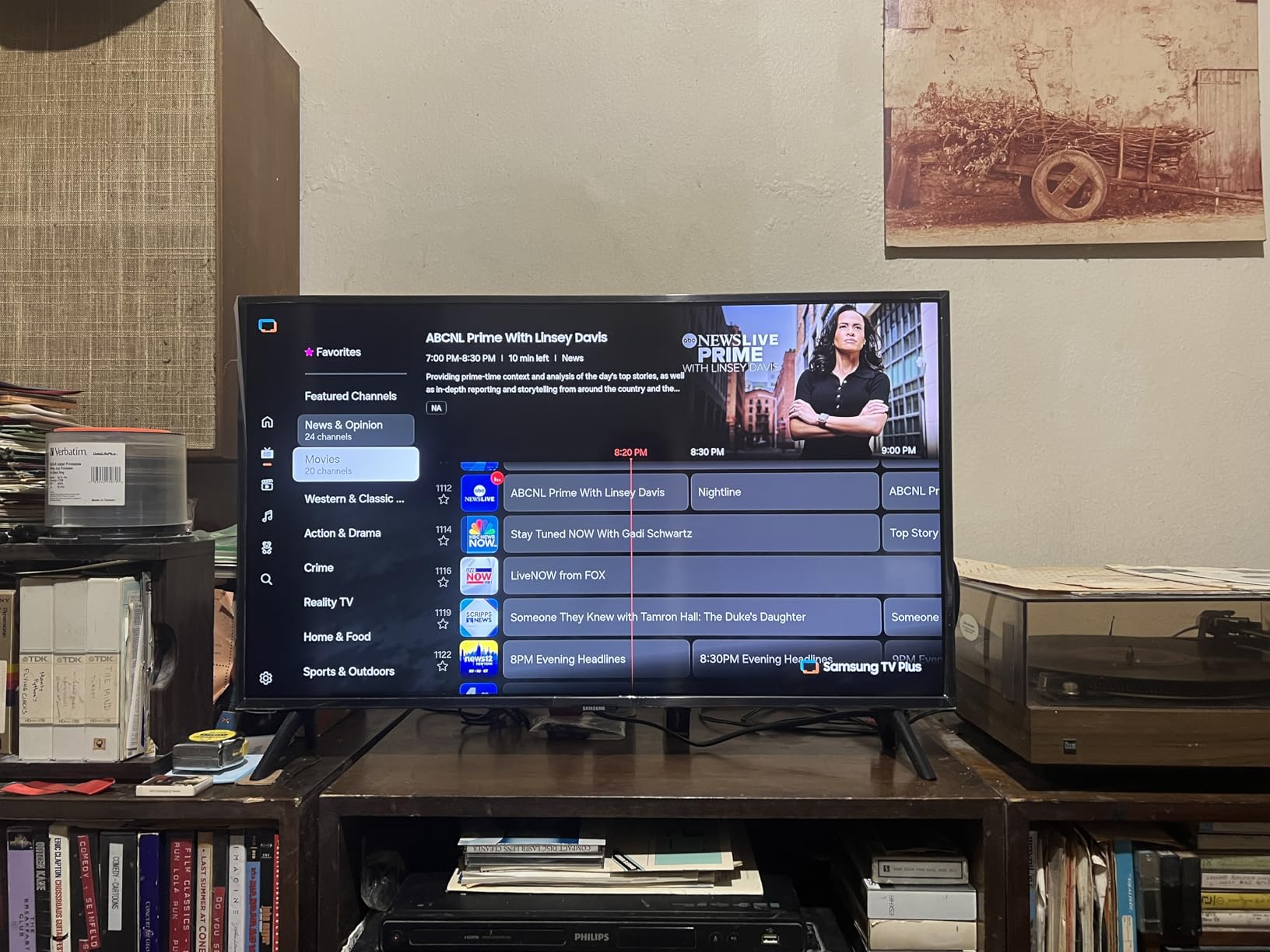 Samsung 32-Inch Class QLED Q8F 4K UHD Smart TV (2025 Model) Q4 AI Processor, 100% Color Volume with Quantum Dot, AirSlim Design, Endless Free Content, Samsung Vision AI, Alexa Built-in customer photo 1