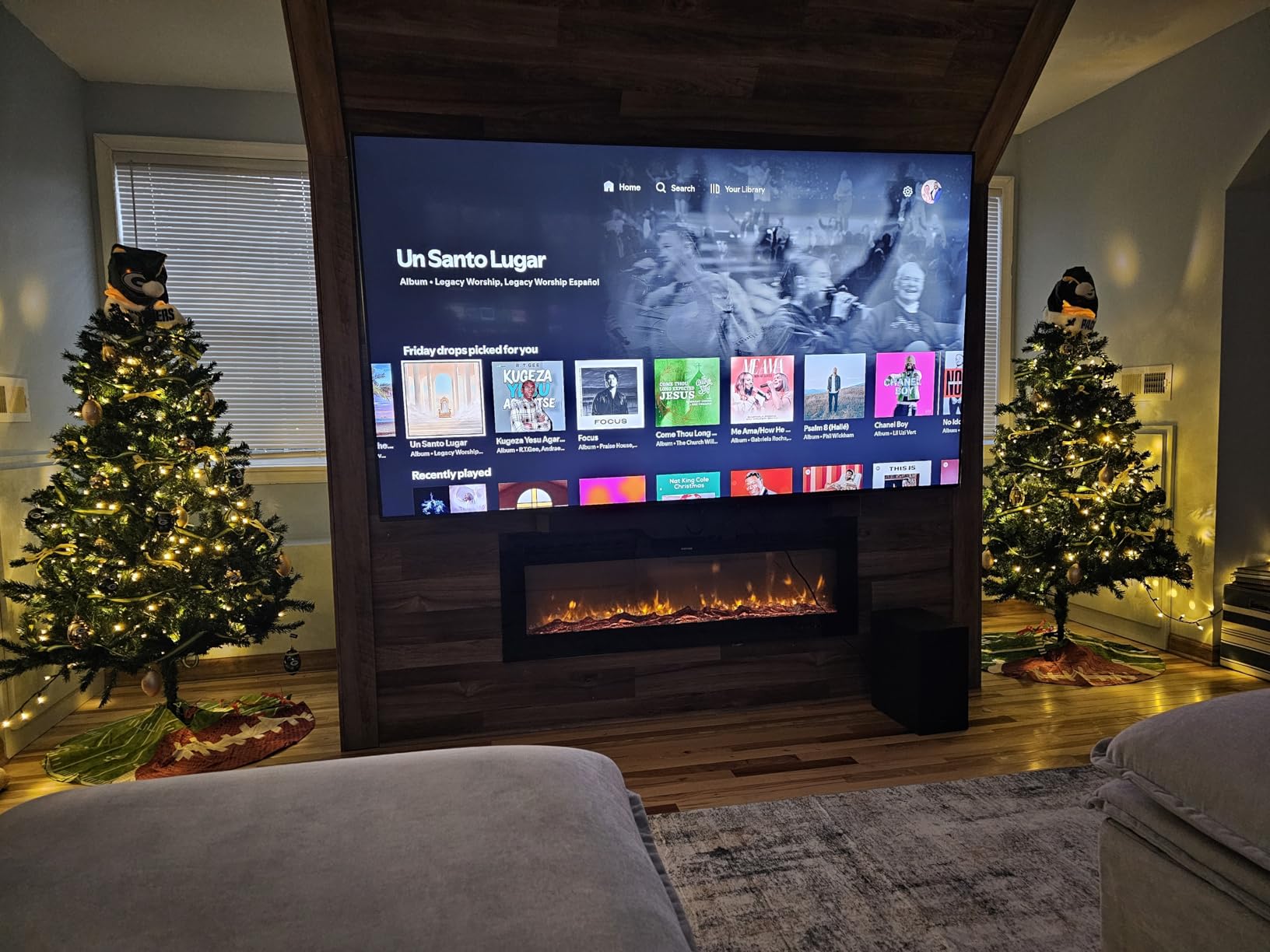 55-Inch Class Neo QLED 4K QN80F Series, Vision AI, Mini LED Smart TV (2025 Model, 55QN80F) Neo Quantum HDR, Object Tracking Sound Lite w/Dolby Atmos, NQ4 AI Gen2 Processor, Alexa Built-in customer photo 2