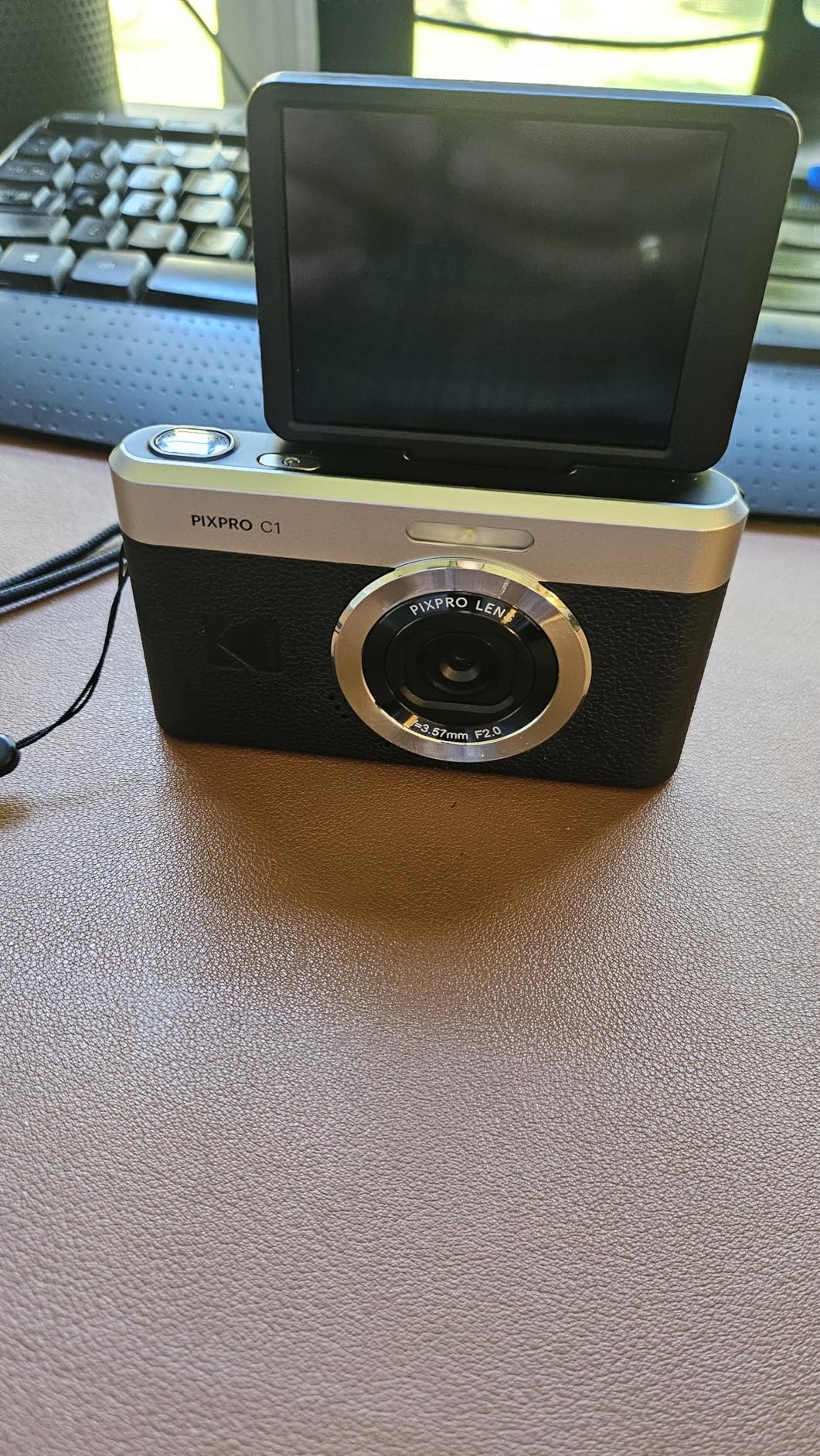Kodak PIXPRO C1 Digital Camera, 13MP Compact Point & Shoot with 4X Optical Zoom, 180 Degree Flip Screen, 1080p HD Video, Brown customer photo 1
