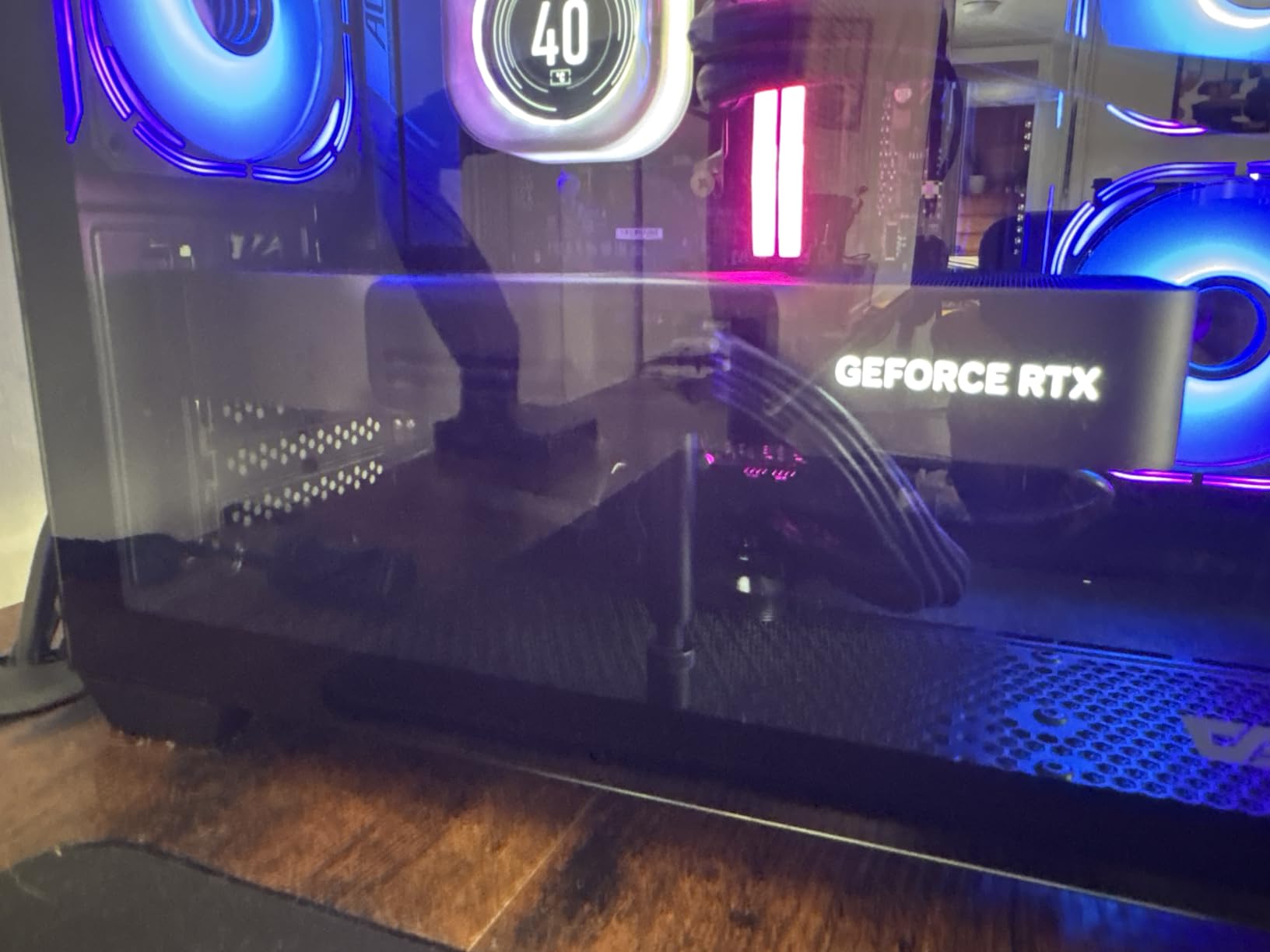 GeForce RTX 5080 Founders Edition customer photo 1