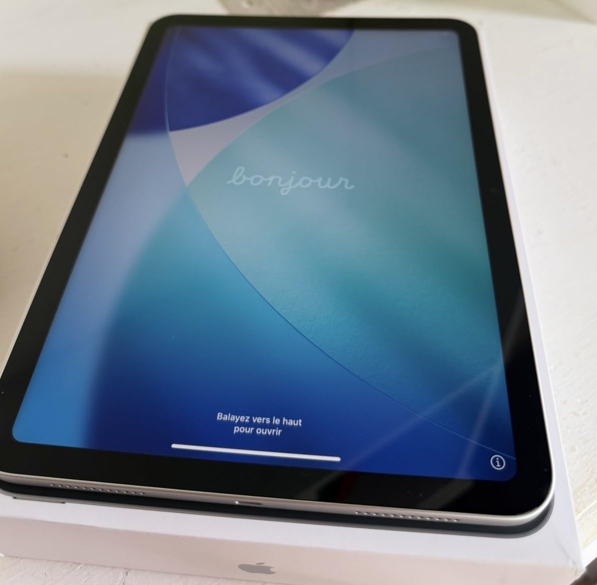 iPad 11-inch: A16 chip, 11-inch Model, Liquid Retina Display, 256GB, Wi-Fi 6, 12MP Front/12MP Back Camera, Touch ID, All-Day Battery Life - Silver customer photo 1