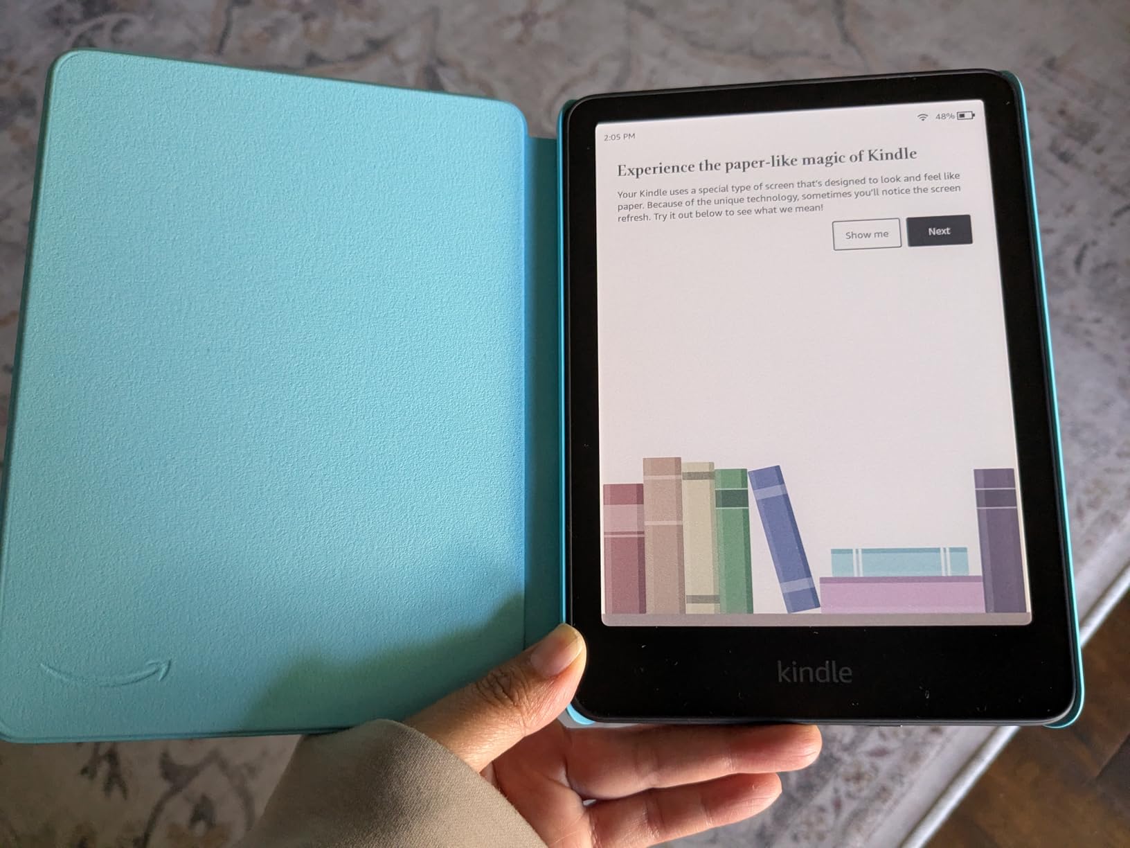 Kindle Colorsoft Kids 16 GB (newest model) - Lightweight, compact, and designed for reading - with cover, Starlight Reading customer photo 1