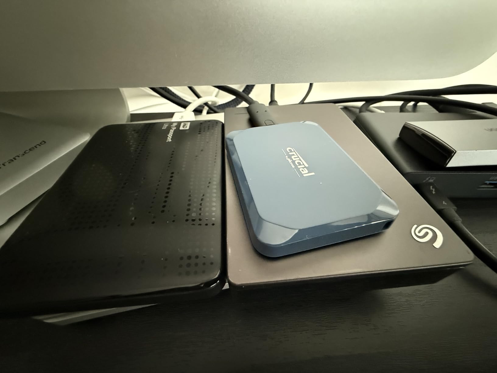 Crucial X10 2TB Portable SSD, Up to 2,100MB/s, USB 3.2 USB-C, External Solid State Drive, CT2000X10SSD9-02 customer photo 2