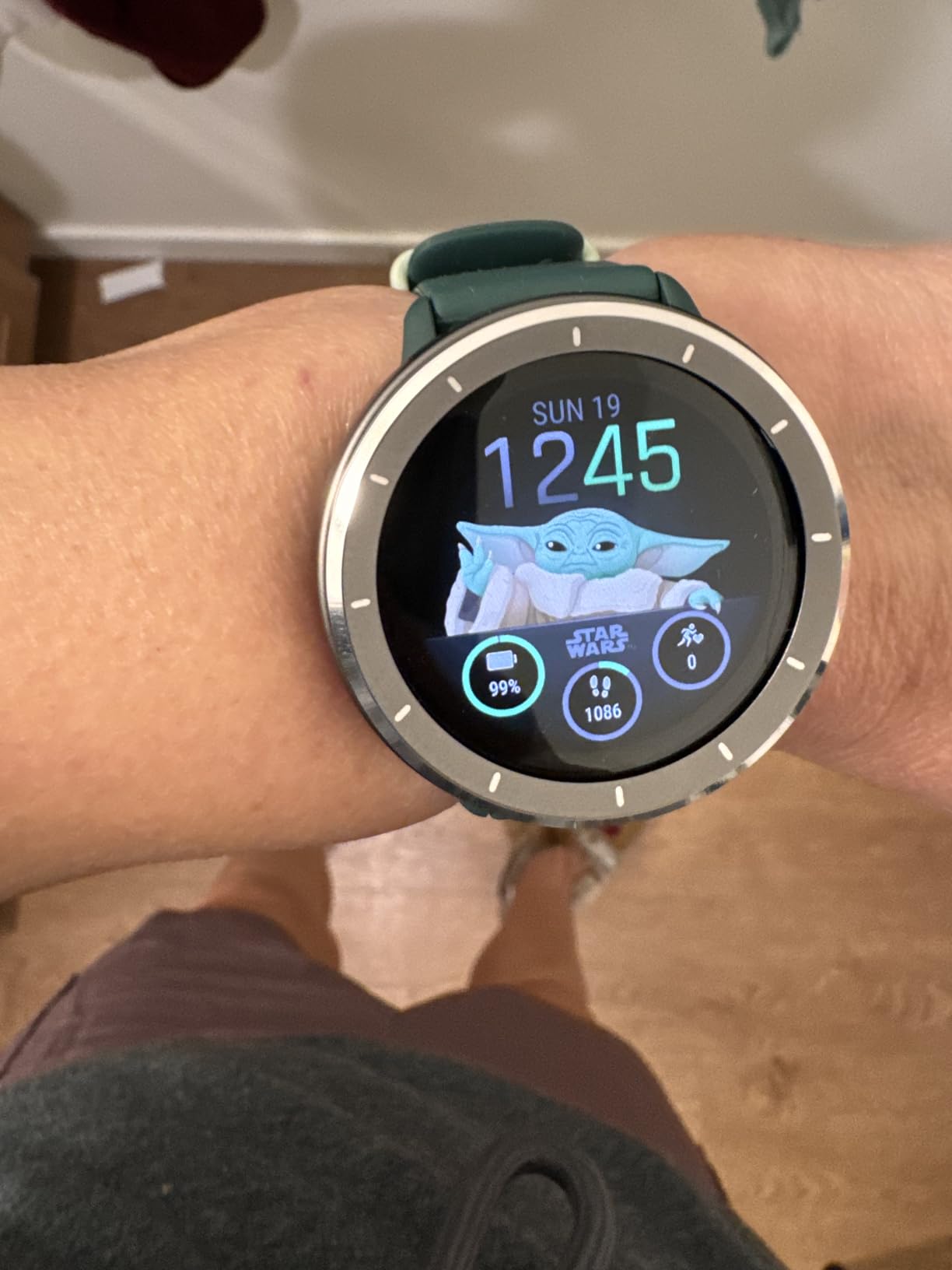 Garmin Vivoactive 6, Health and Fitness GPS Smartwatch, AMOLED Display, Up to 11 Days of Battery, Slate with Black Band customer photo 2