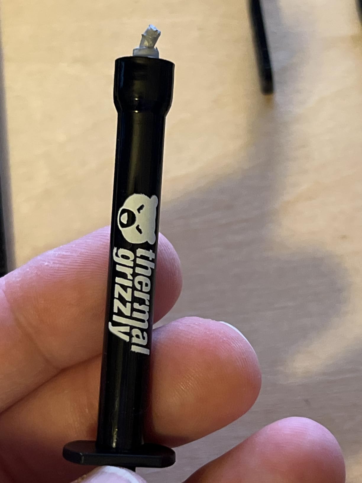 Thermal Grizzly - Duronaut - Enhanced Durability & High Performance Thermal Paste - for Maximum Conductivity While Overclocking CPU/GPU/PS4/PS5/Xbox with 12 Cleaning Wipes (2g + Wipes) customer photo 1