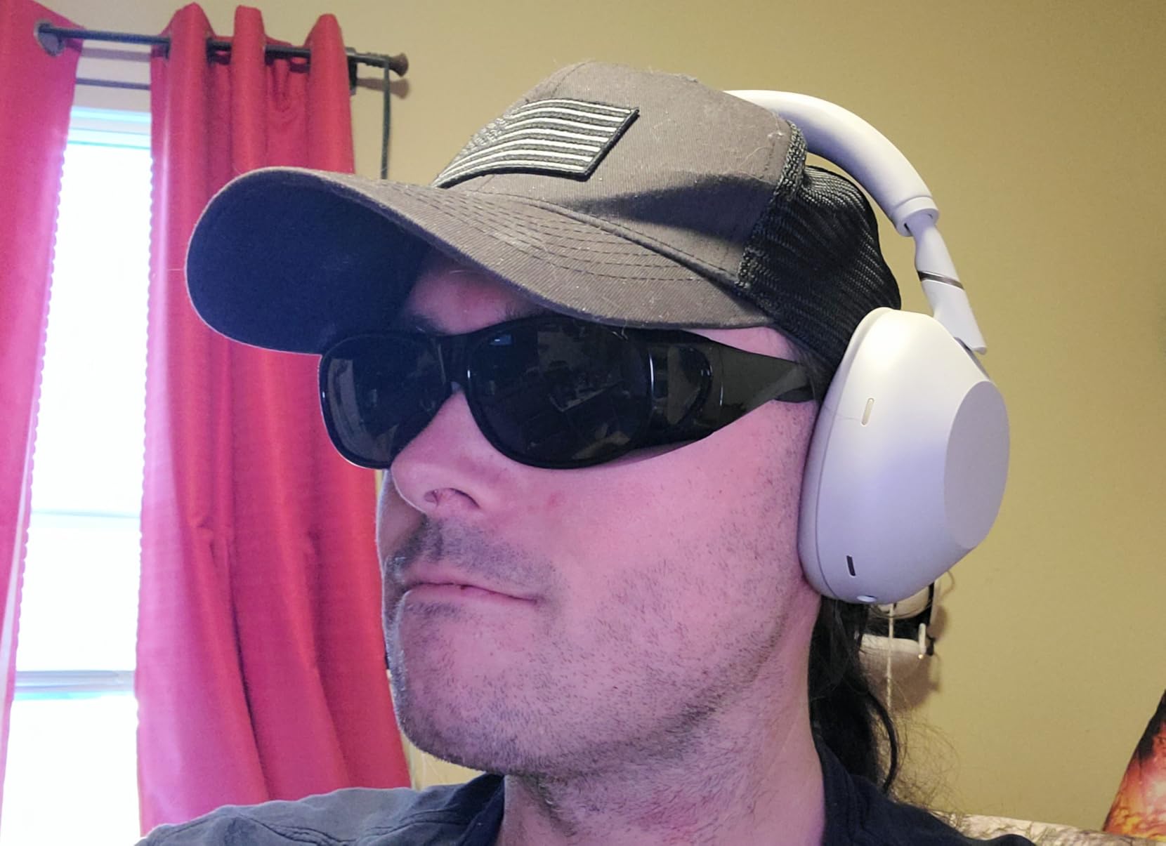Sony WH-1000XM6 The Best Noise Canceling Wireless Headphones, HD NC Processor QN3, 12 Microphones, Adaptive NC Optimizer, Mastered by Engineers, Studio-Quality, 30-Hour Battery, Midnight Blue customer photo 2