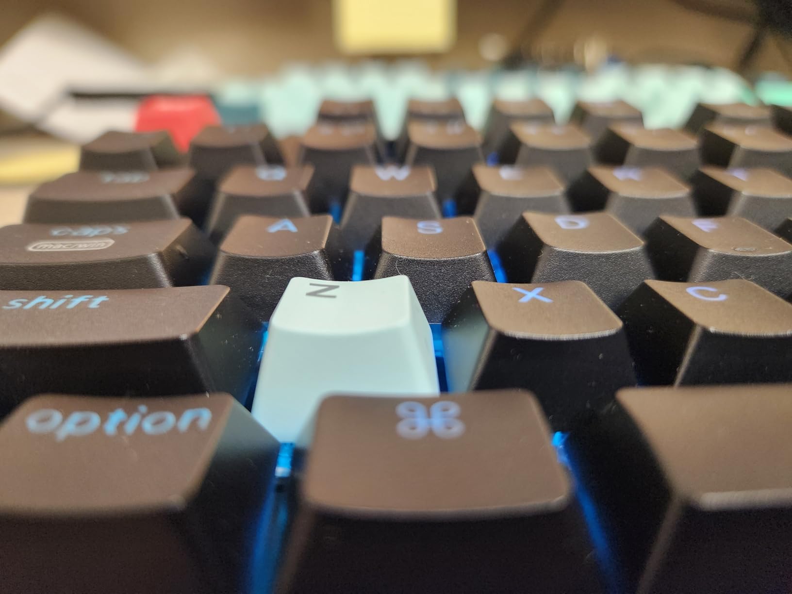 Keychron C3 Pro TKL 80% Wired Mechanical Keyboard, 8K Polling Rate, QMK/VIA Programmable, Hot-Swappable, RGB Backlit Shine-Through Keycaps, Super Red Switch customer photo 1