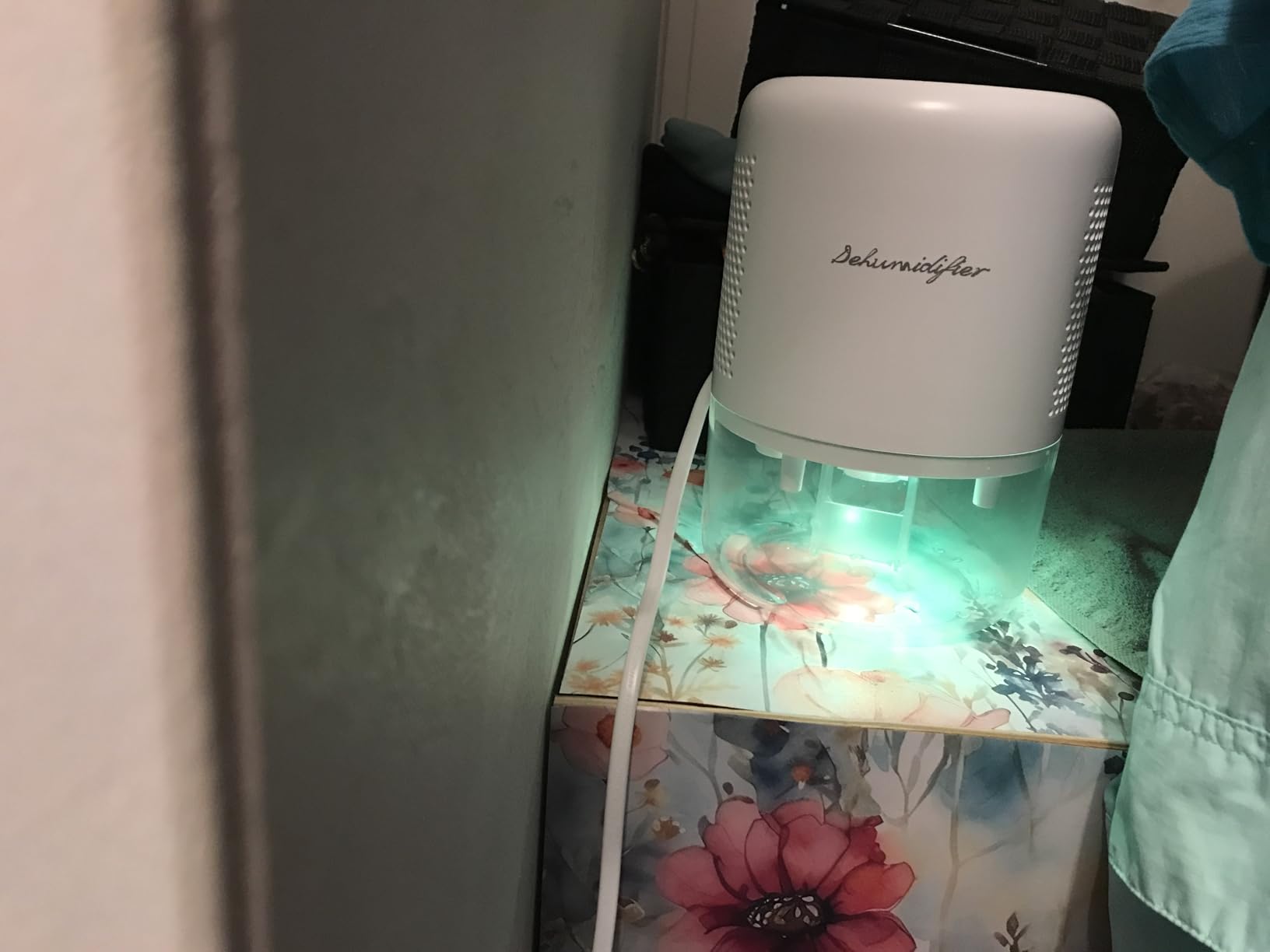 Dehumidifier for Home Small Quiet Dehumidifiers for 44OZ Water Tank Auto Defrost and Shutoff 10 Colors Light 4 Timer Options 3 Modes Portable Dehumidifiers for Bedroom Bathroom Closet RV customer photo 1