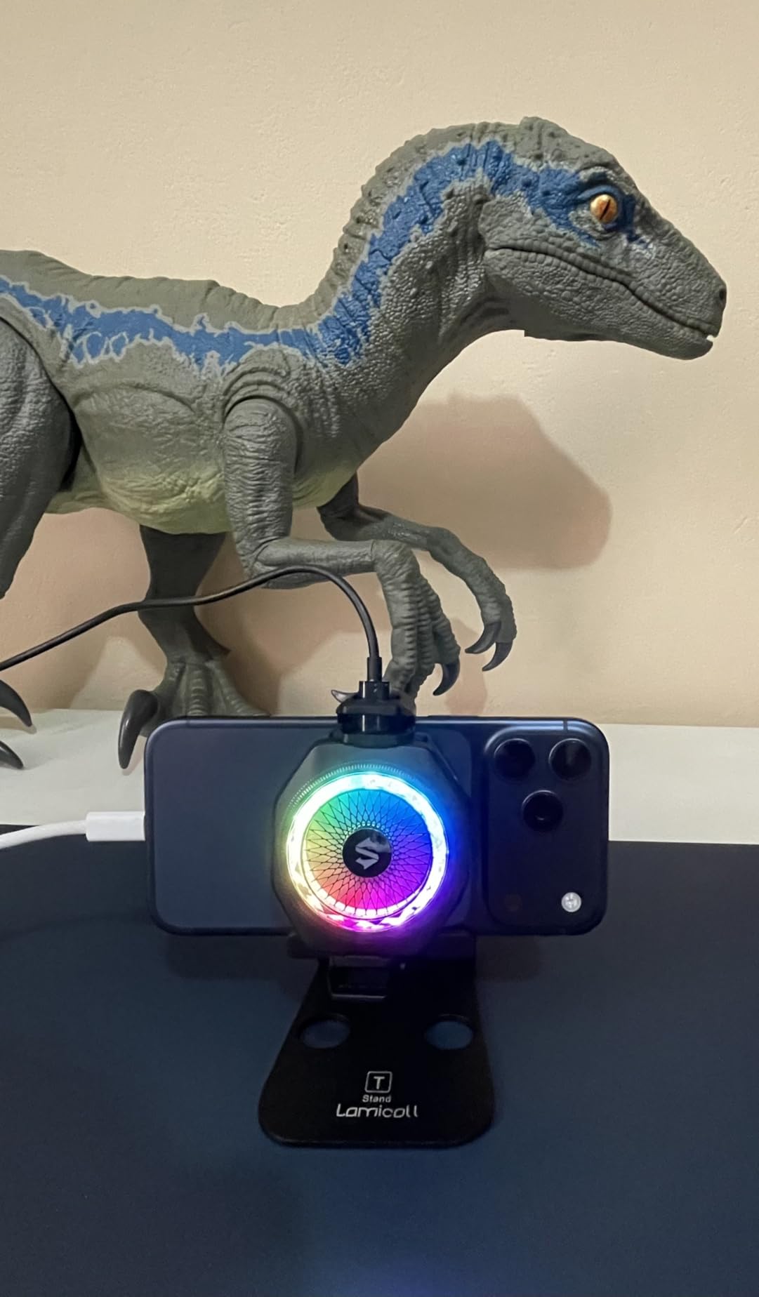 Black Shark Magnetic Phone Cooler 5 Pro - 18 Addressable RGB LEDs, Detachable Grip, APP-Controlled Thermostatic Cooling Fan for iPhone MagSafe/Android/iPad -Gaming/Streaming/Photography customer photo 2
