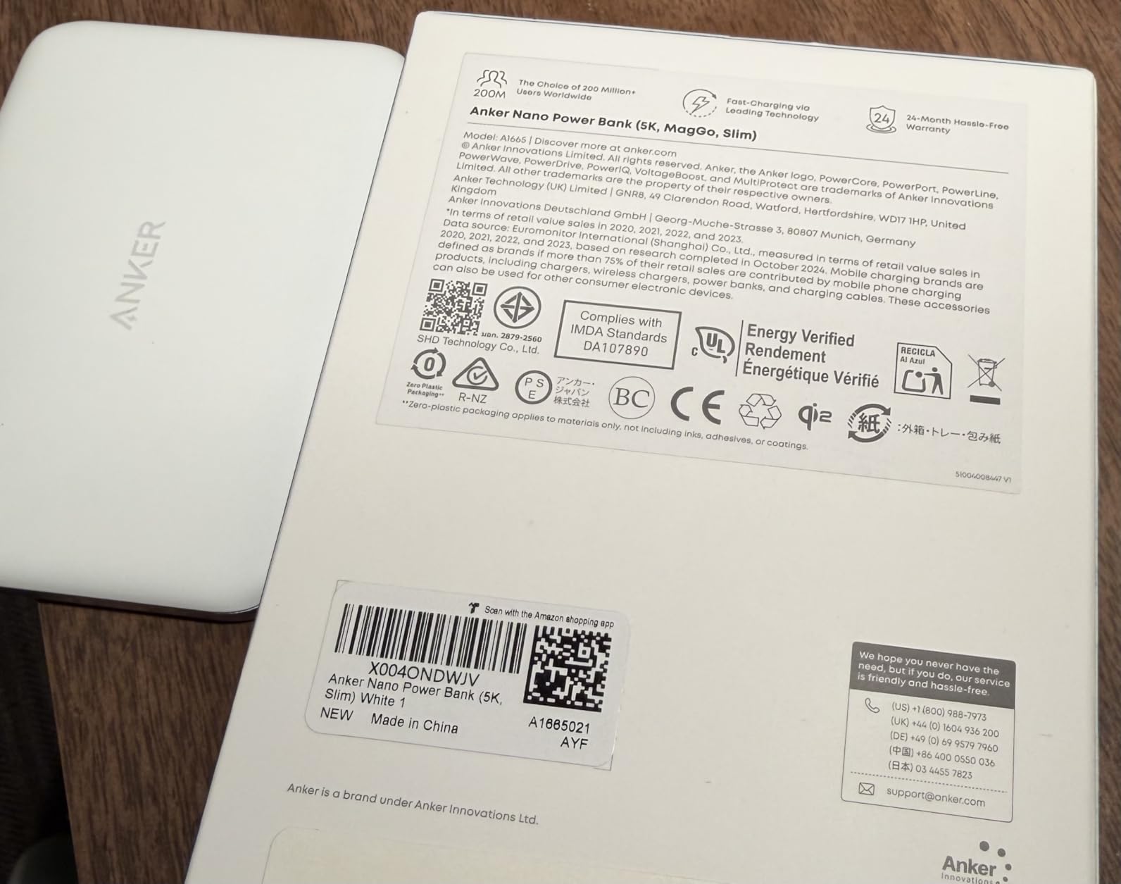 Anker Nano MagSafe Portable Charger, Ultra-Slim 5,000mAh Magnetic Wireless Power Bank, Qi2-Certified 15W Max, Compact for Travel, Ergonomic Design, for iPhone 17/16 Series, and More customer photo 1