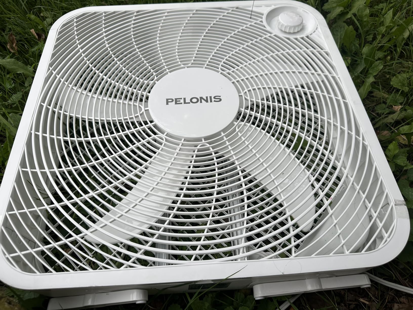 PELONIS 20 Inch Box Fan - 3 Speeds, Window Fans, Floor or Tabletop, 25ft/s, Superior Air Throw (2295 CFM), Lightweight, 5 Blades customer photo 1