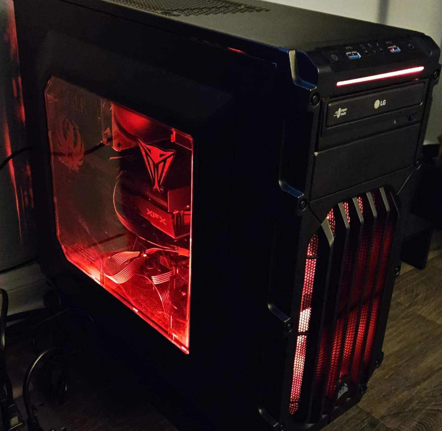 XFX Swift AMD Radeon RX 9060 XT OC Gaming Edition, 16GB GDDR6, RDNA 4 customer photo 2