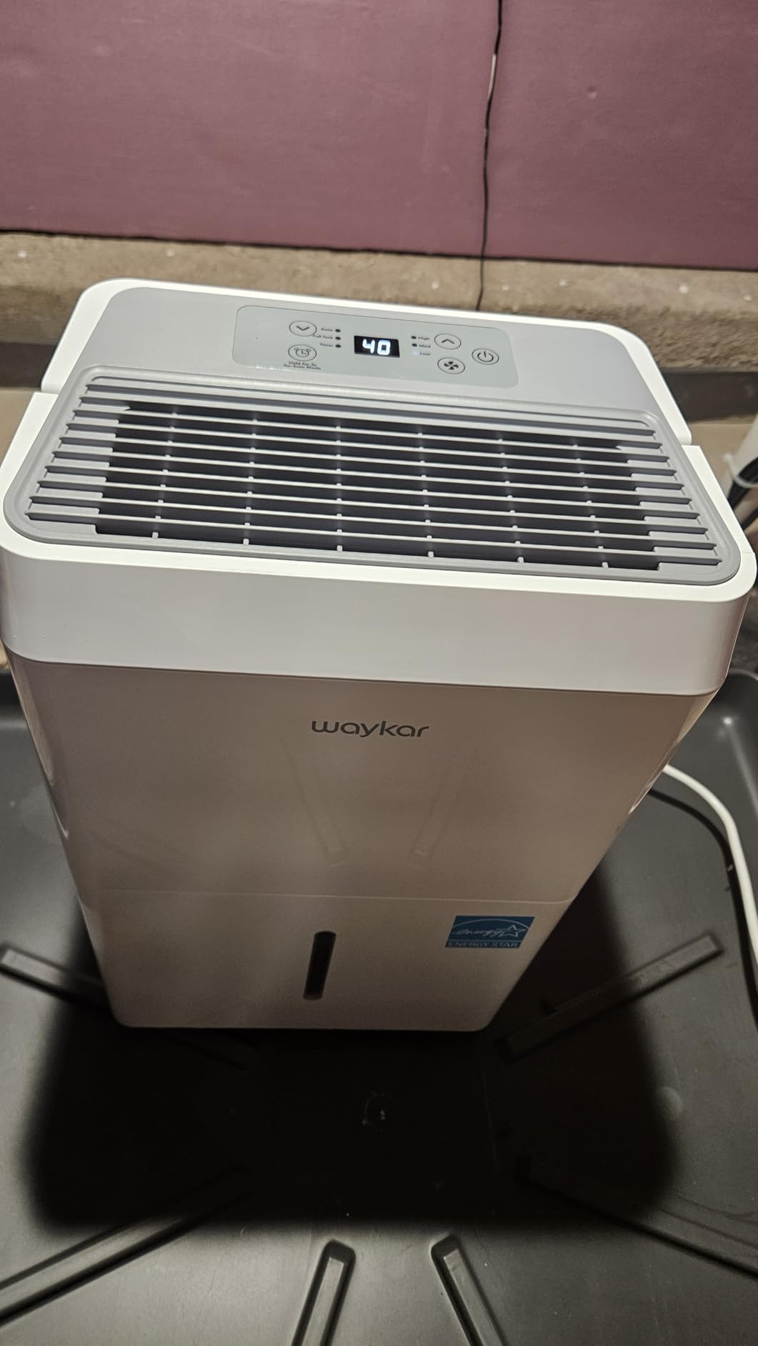 Waykar 2000 Sq. Ft. Energy Star 2025 Dehumidifier for Basement & Home, Adjusts from 15% RH With Drain Hose, Ultra Quiet 35 dB for Bedroom & Bathroom customer photo 2