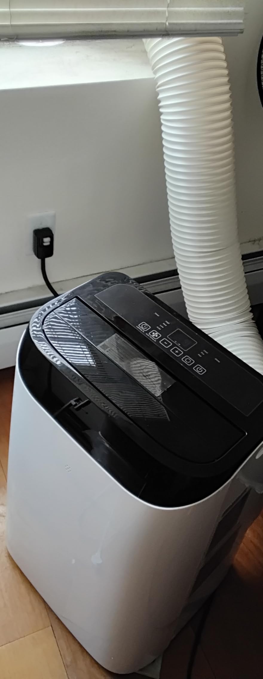 14000 BTU Portable Air Conditioners, Cooling,Fan,Dehumidification,Sleep Mode for Large Rooms up to 700 Sq.Ft, AC Unit with Remote Control, 24H Timer, Installation Kits Included customer photo 1