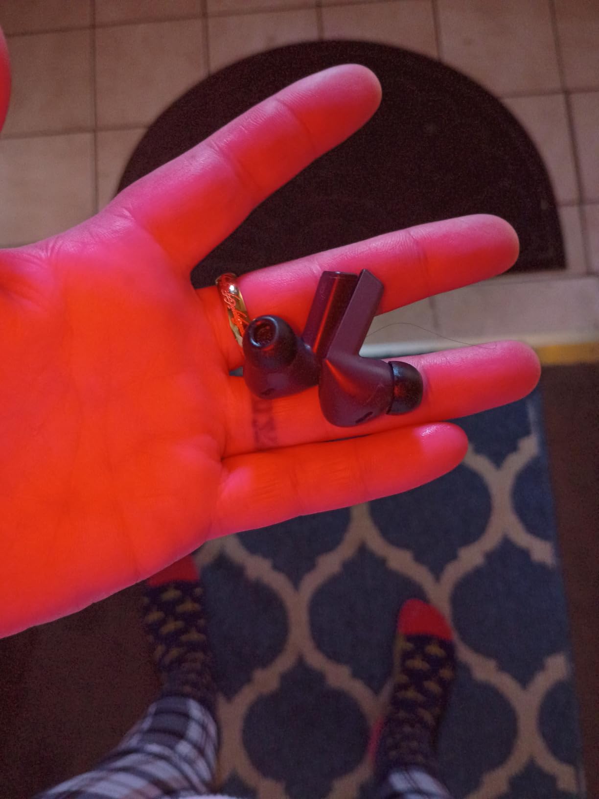 Galaxy Buds 3 FE (2025) True Wireless Bluetooth Earbuds, Active Noise Cancellation, Powerful Sound, Clear Calls, Long Lasting Battery, Hands Free AI, Black [US Version, 2 Year Warranty] customer photo 2