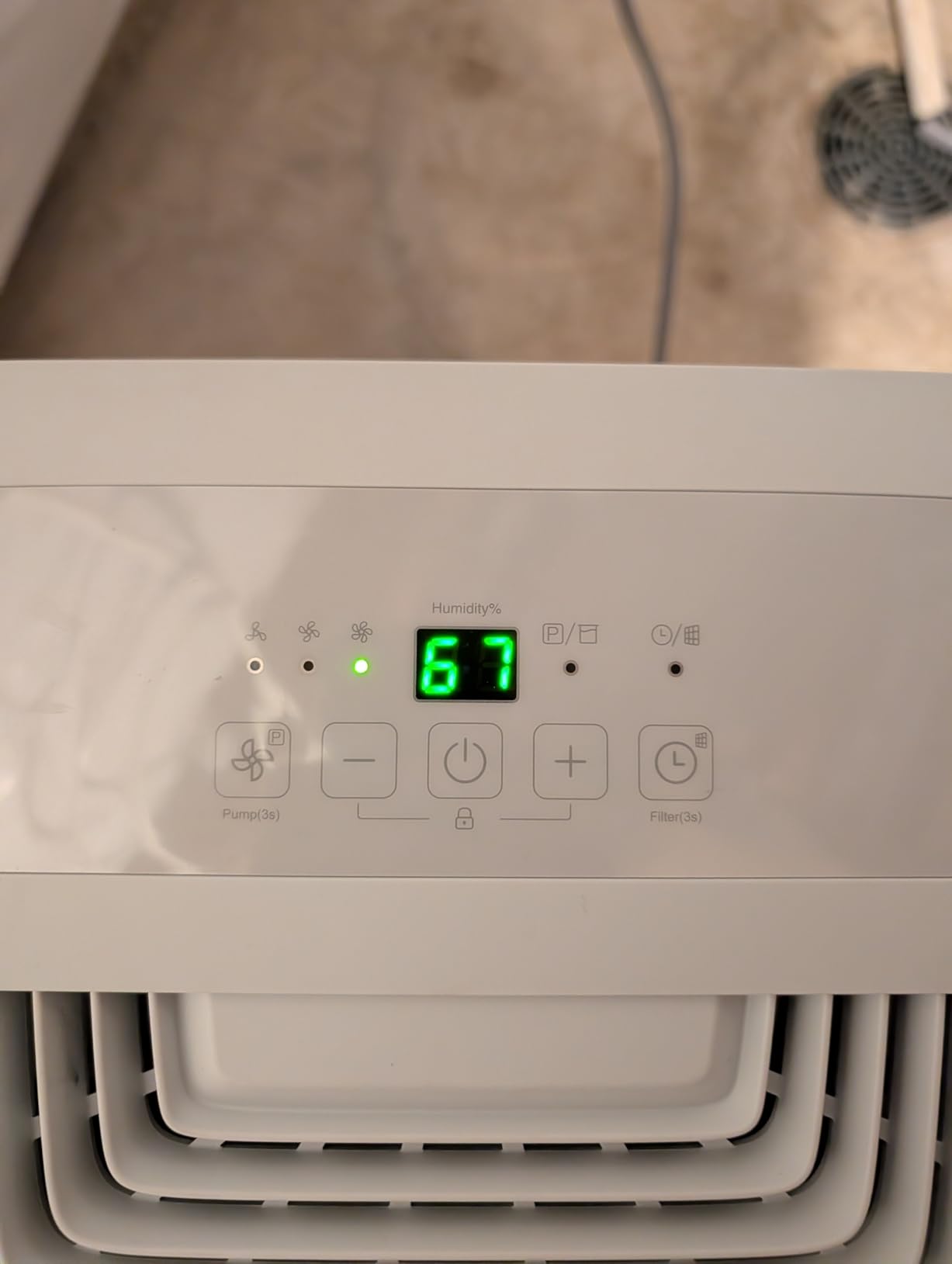 COSTWAY 94.5 Pints Dehumidifier, 6000 Sq.Ft Portable Large Home Dehumidifier for Basements with 2 Modes & 3 Fan Speeds, 1.4 Gallon Tank customer photo 1