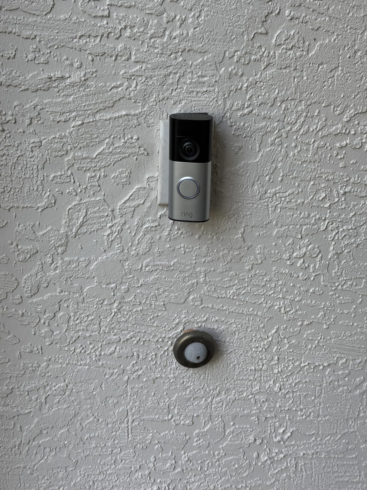 Wired Doorbell (newest model), Wide-Angle Retinal 2K, up to 6x Enhanced Zoom, pair with Alexa or Ring Chime for in-home alerts, Speckled Gray customer photo 2