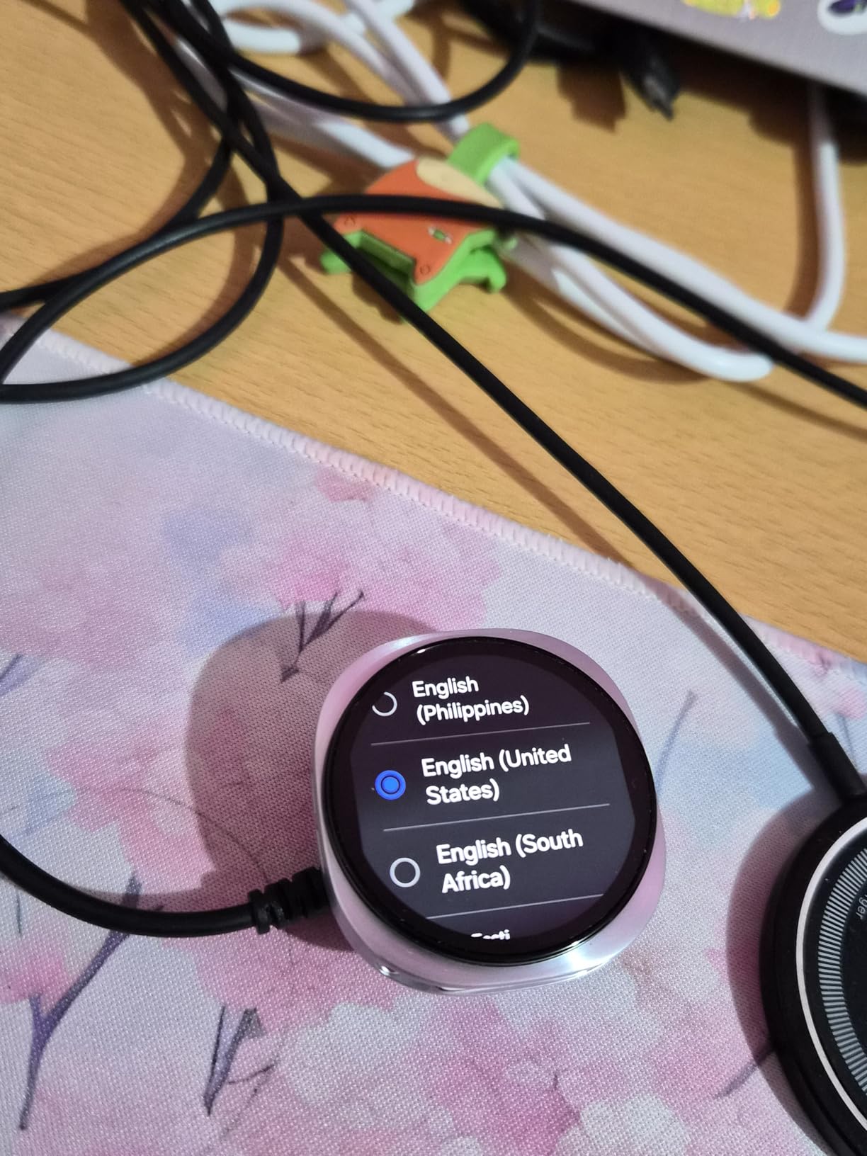 Samsung Galaxy Watch 8 (2025) 40mm LTE Smartwatch, Cushion Design, Fitness Tracker, Sleep Coaching, Running Coach, Energy Score, Heart Rate Tracking, Silver [US Version] (Renewed) customer photo 1