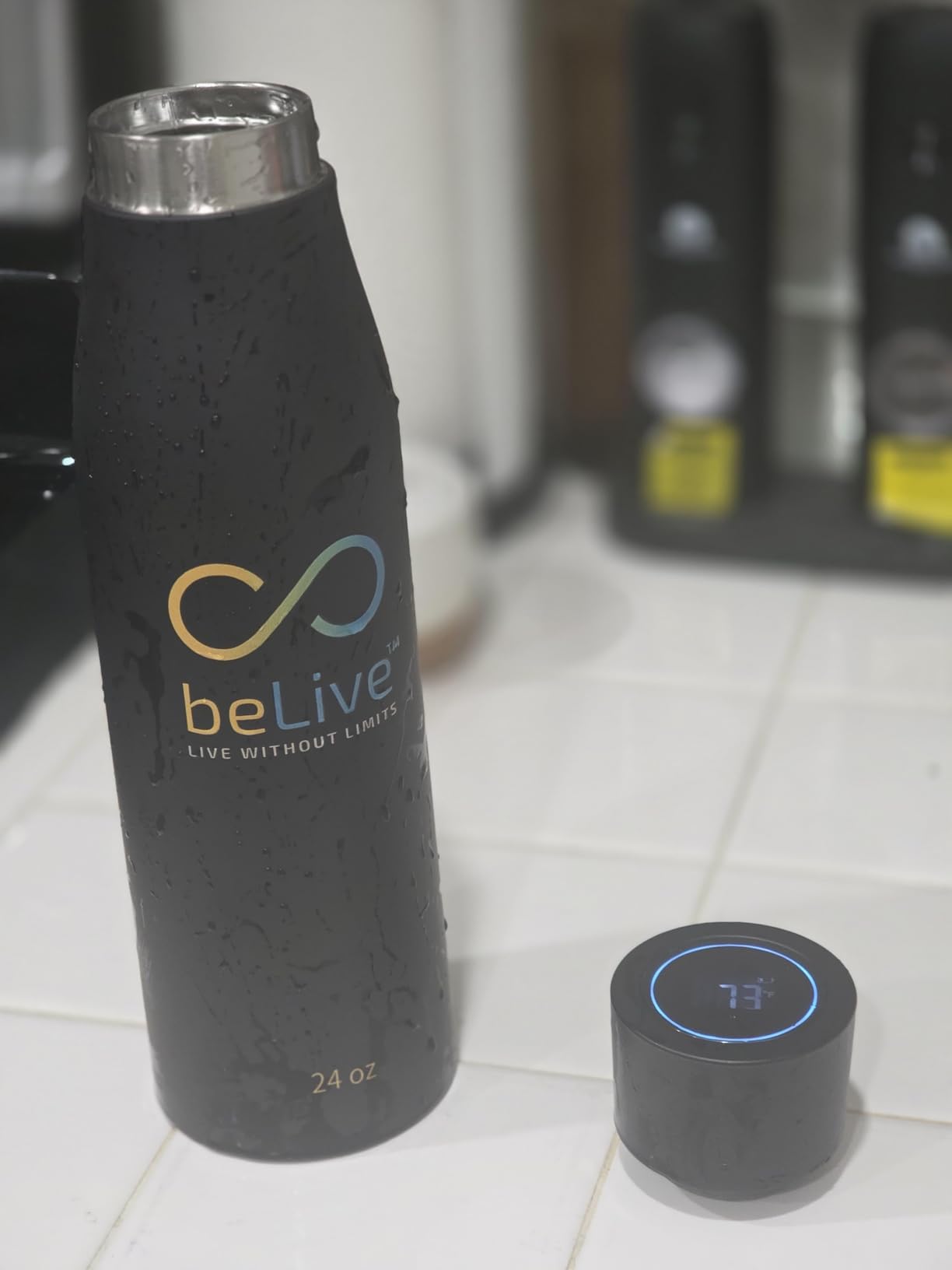 BeLive Smart Water Bottle 24oz - UV-C Self Cleaning, Temperature Display (°C/°F), Hydration Reminder, USB-C Rechargeable, Insulated Stainless Steel Bottle (Black) customer photo 1
