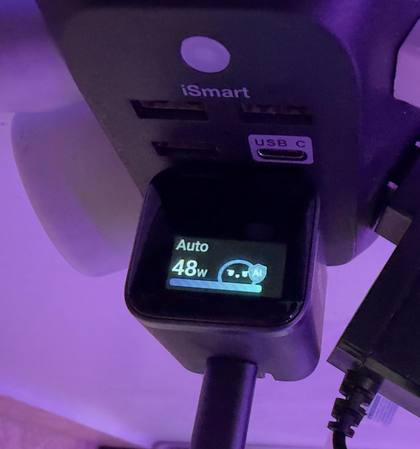Anker Smart Display Charger, Anker Nano USB C Charger Block, 45W Max GaN Phone Charger, 180° Foldable Plug, Smart Recognition, Built-in Care Mode, for iPhone 17/16/15 (Non-Battery, One USB-C Port, No Cable) customer photo 1