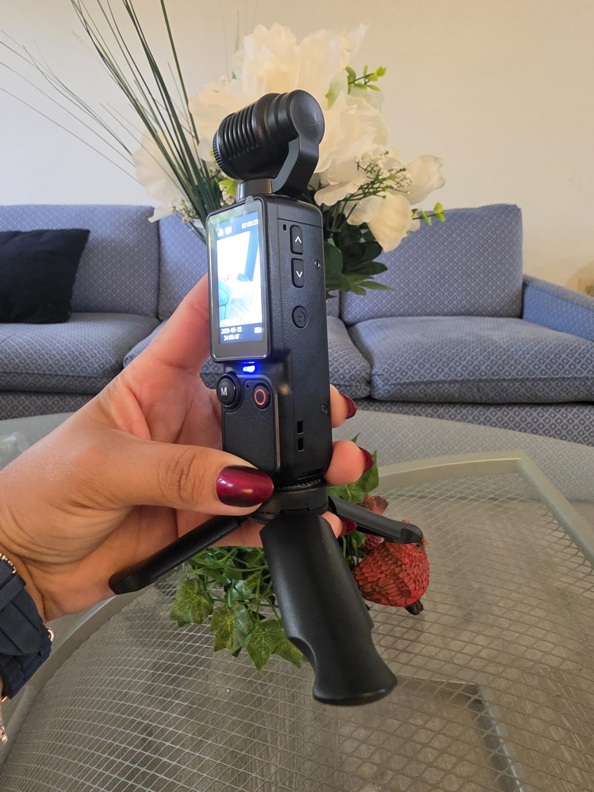 Vlogging Camera with 180° Rotating Lens, Pocket Body Camera with Audio & Video Recording, 7-Hour Battery, Handheld POV Cameras with 32GB Card, Easy One-Button Recording for Travel, Daily Life customer photo 2