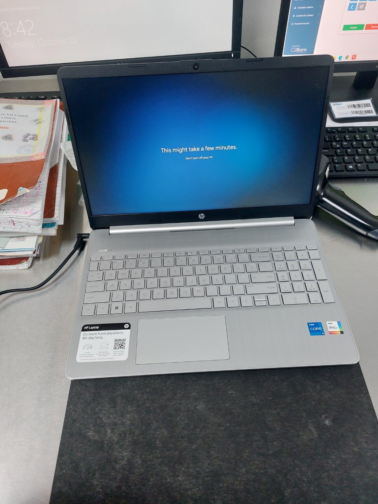 HP 17.3