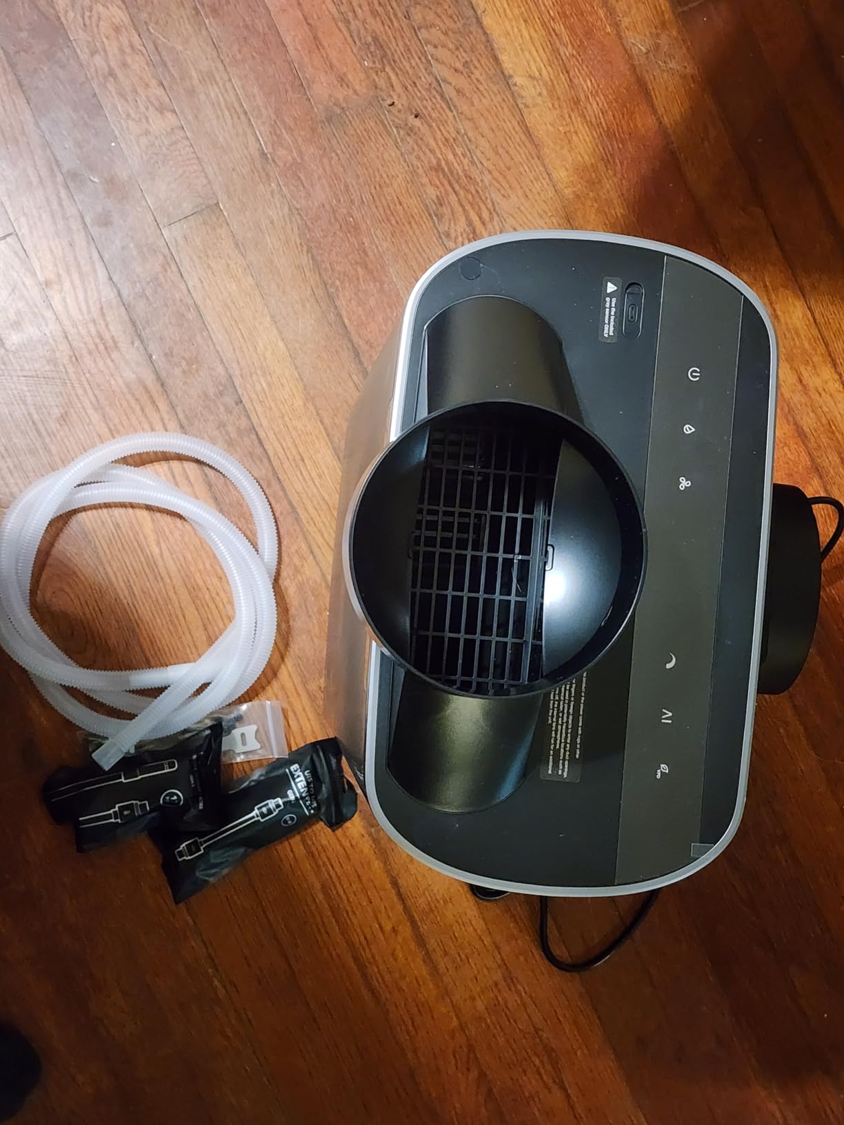 AC Infinity HYDRONE 5, Precision Plant Dehumidifier, 10 Distinct Drying Levels, PWM Rotary Motor, Effective in Extreme Hot/Cold Environments, Dual Duct Ports, up to 4x4 Grow Tents customer photo 2