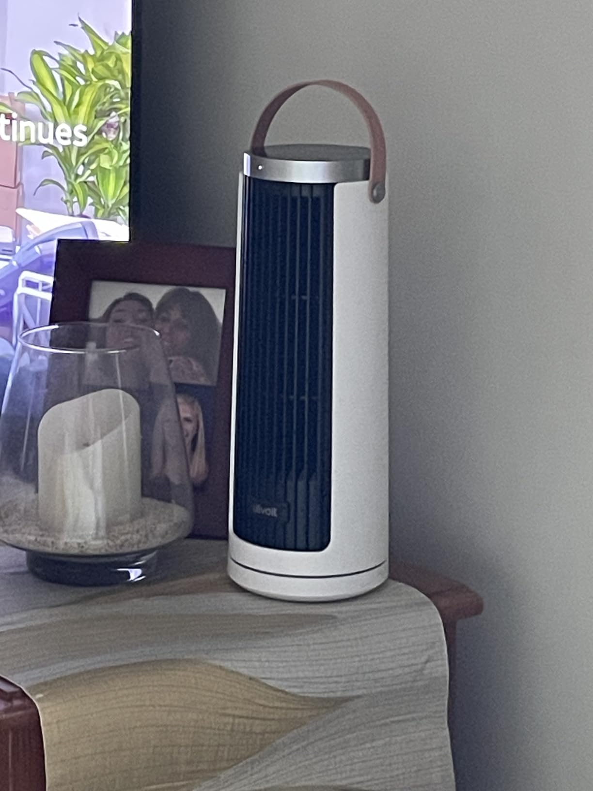 LEVOIT Tower Fan for Bedroom, 20dB Quiet Desk Fan with 23ft/s, Portable & Easy to Carry, 3-Angle & 5-Speed Mini Oscillating Fan, DC Motor, Bladeless, Remoter, 12H Timer, for Home, Room, Office, White customer photo 2