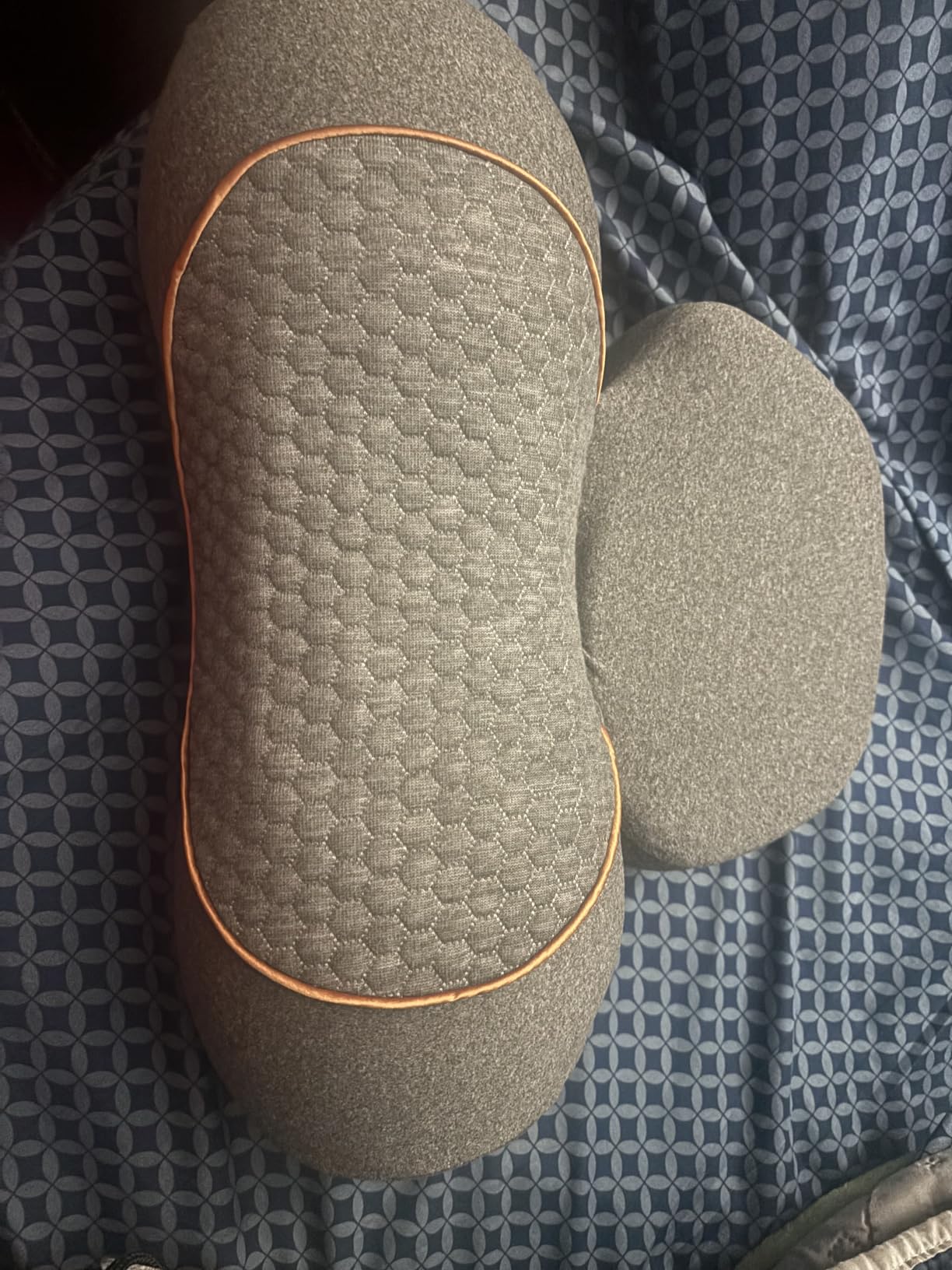 Upalled Cordless Heated Neck Massager Pillow for Pain Relief Deep Tissue, 3-in-1 Rechargeable Neck Cervical Traction Device with Heat, Massage, Electric Stretch, Ergonomic Shoulder Relaxer, Grey customer photo 1
