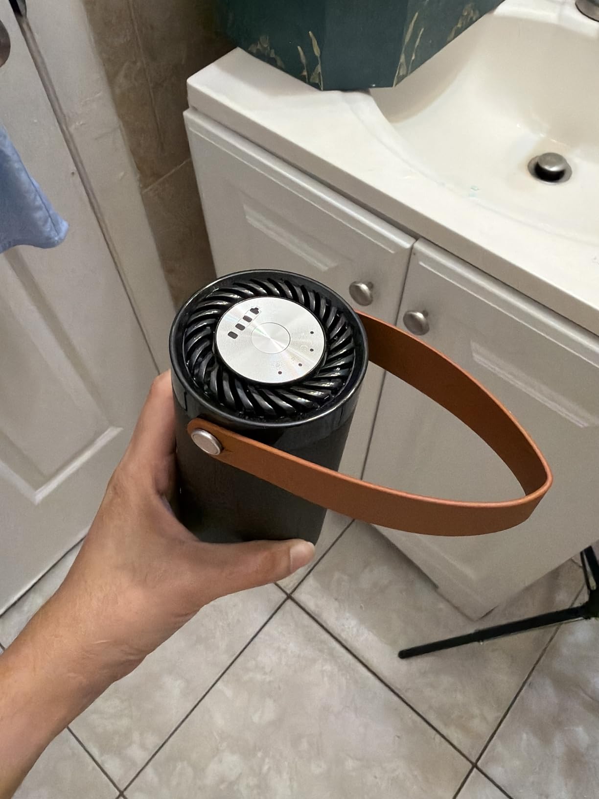 Small Ionic Air Purifier for Home & Car - Portable Silent Ionizer Filter - Covers 260 Sq Ft - Ozone Free Cleaner for Pets, Smoke, Dust, Dander - Cordless & Filterless Design - Pack of 1 customer photo 1