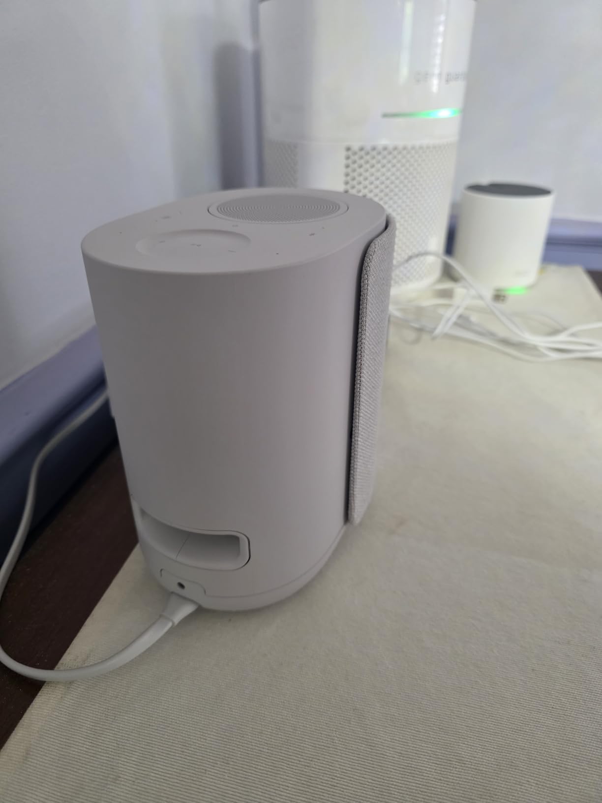 Bose Lifestyle Ultra Speaker, Wireless Home Speaker, TrueSpatial Audio, CleanBass, AirPlay & Google Cast, Black customer photo 1