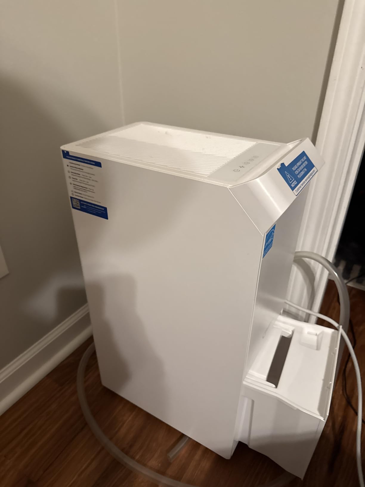 6,000 Sq.Ft Most Efficient Energy Star 2025 Dehumidifier with Pump, Vellgoo Max 140 Pint/D Smart Compressor Dehumidifier for Basement with Drain Hose customer photo 2