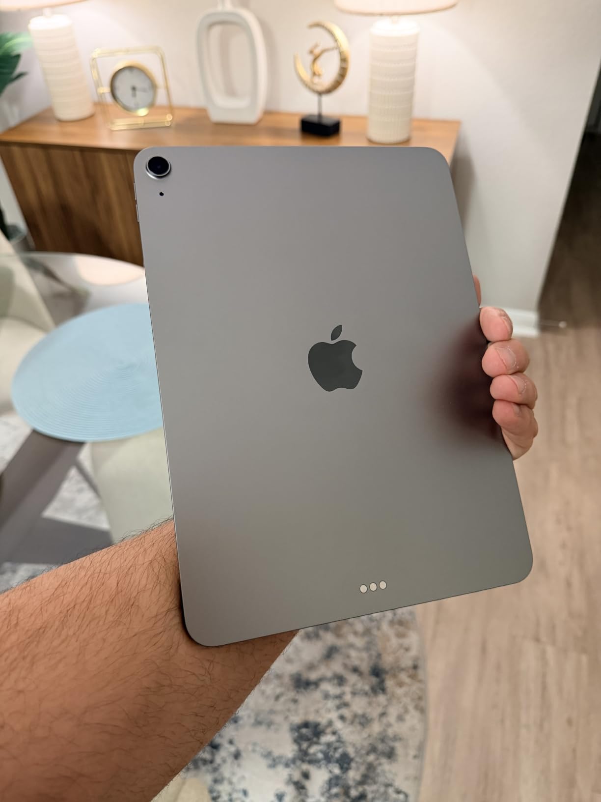 iPad Air 11-inch (M4): Liquid Retina Display, 128GB, 12MP Front/Back Camera, Wi-Fi 7 with Apple N1, Touch ID, All-Day Battery Life - Blue customer photo 1