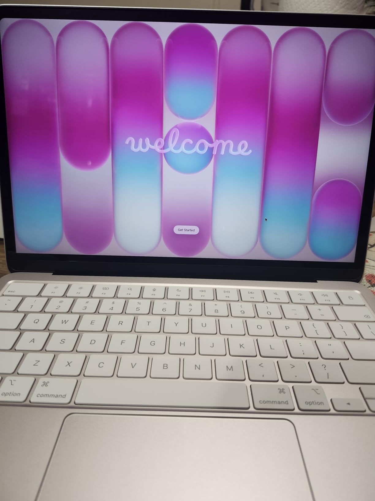 2026 MacBook Neo 13-inch Laptop with A18 Pro chip: Built for AI and Apple Intelligence, Liquid Retina Display, 8GB Unified Memory, 256GB SSD Storage, 1080p FaceTime HD Camera; Indigo customer photo 2