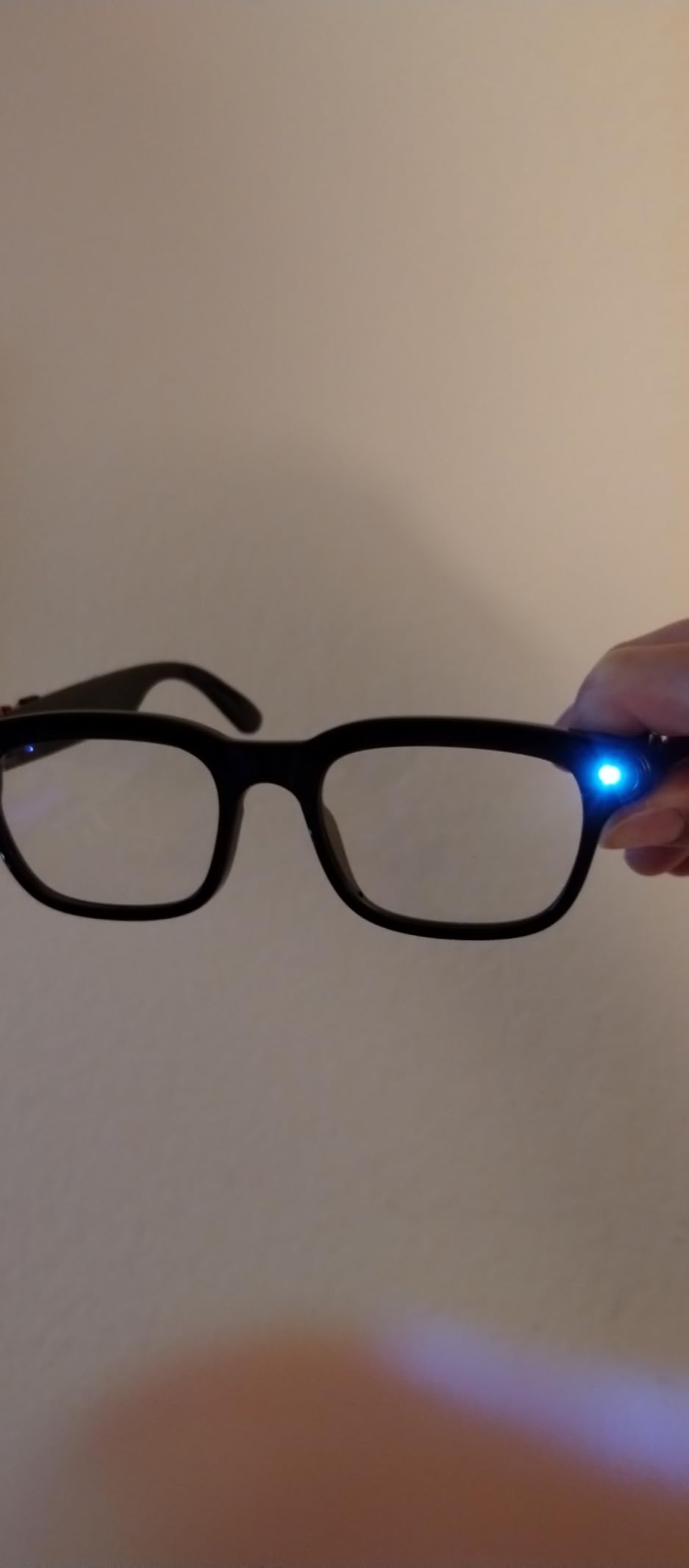 AI Smart Glasses with 8MP Camera, 4K Video, Photo Capture, Real-Time Translation, Recording, AI Assistant, Open-Ear Audio, Bluetooth, Object Recognition customer photo 1