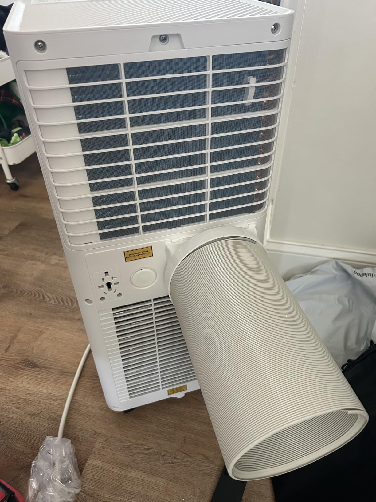 16000 BTU Portable Air Conditioners for Large Room up to 750 Sq. Ft., 5-in-1 Smart AC with WiFi App, Remote Control, Fast Cooling, Dehumidifier, Fan, Sleep Mode, 24H Timer & Window Kit customer photo 1