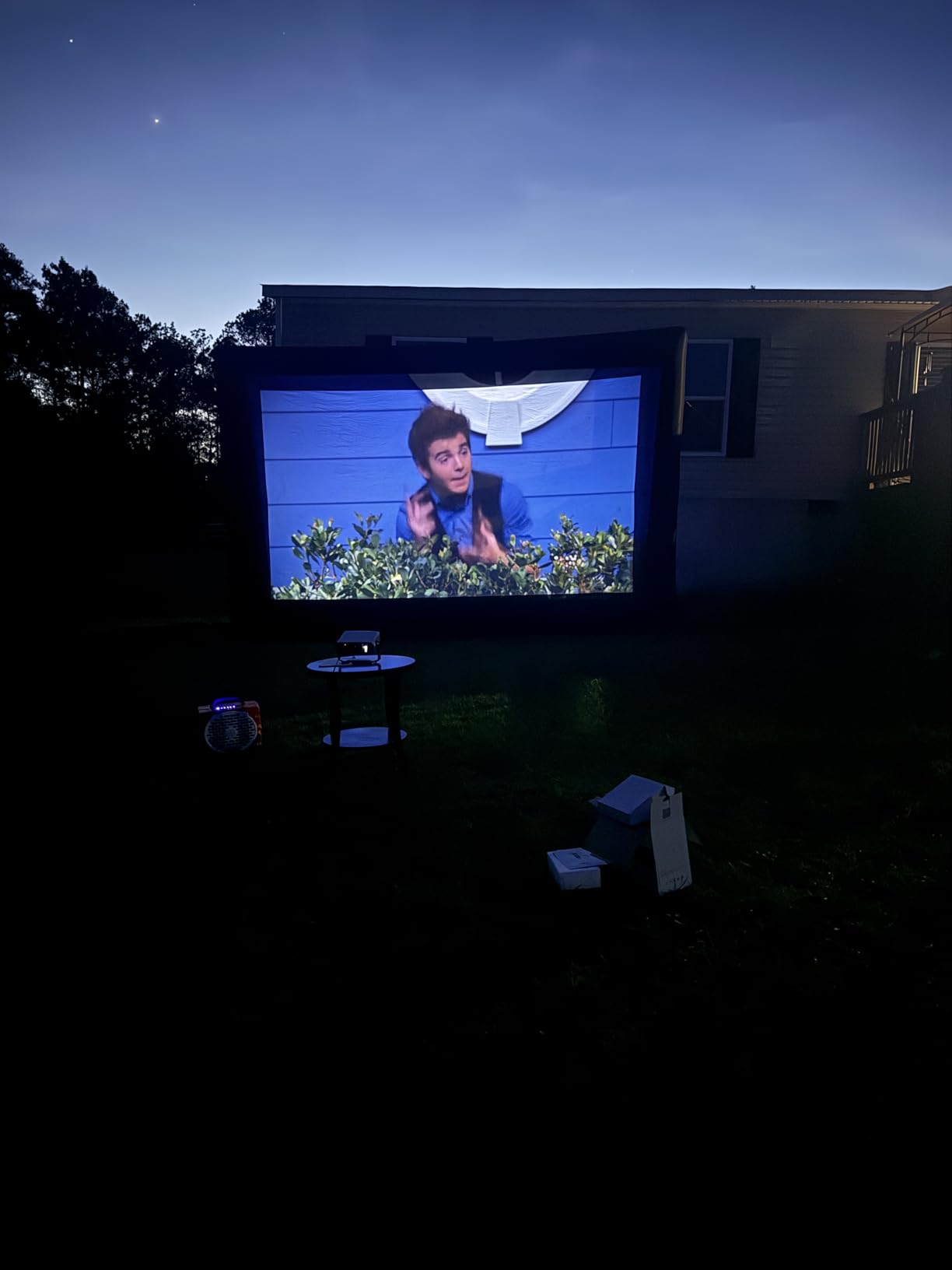 Smart Projector [Built in Google TV and 4K Support] with WiFi and Bluetooth, 2500ANSI, Auto Lens Cap, Portable Outdoor Movie Projector with Built-in Apps Auto Focus for Ceiling/Home Theater/Bedroom customer photo 2