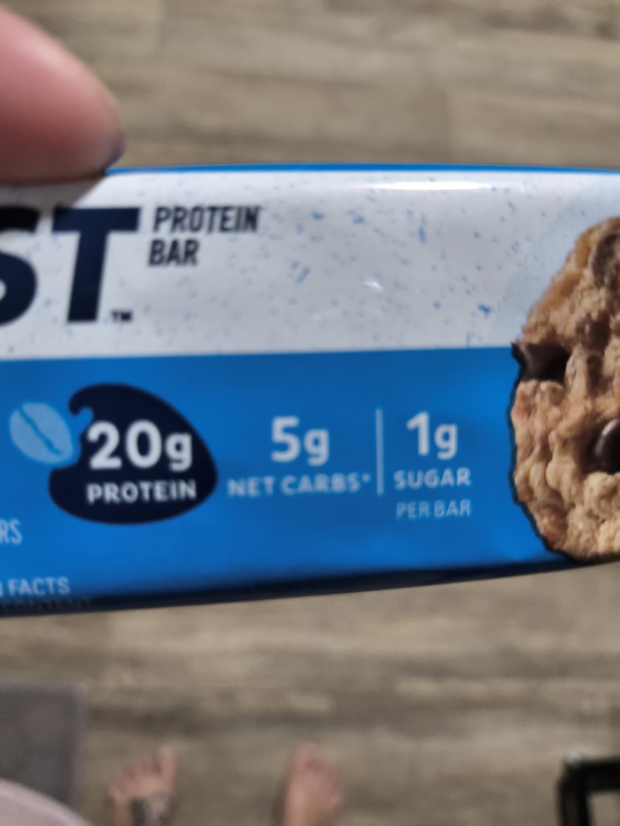 Quest Nutrition Oatmeal Chocolate Chip Protein Bars, 20g Protein, 1g Sugar, 5g Net Carb, Gluten Free, Keto Friendly, 12 Count customer photo 1