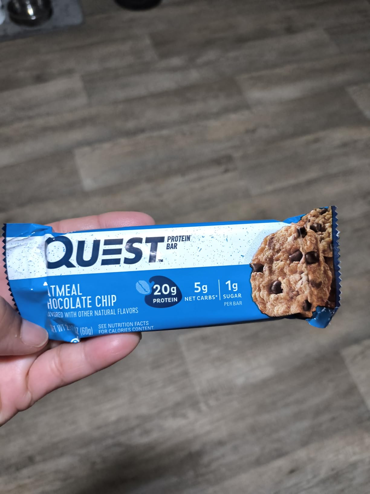 Quest Nutrition Oatmeal Chocolate Chip Protein Bars, 20g Protein, 1g Sugar, 5g Net Carb, Gluten Free, Keto Friendly, 12 Count customer photo 2