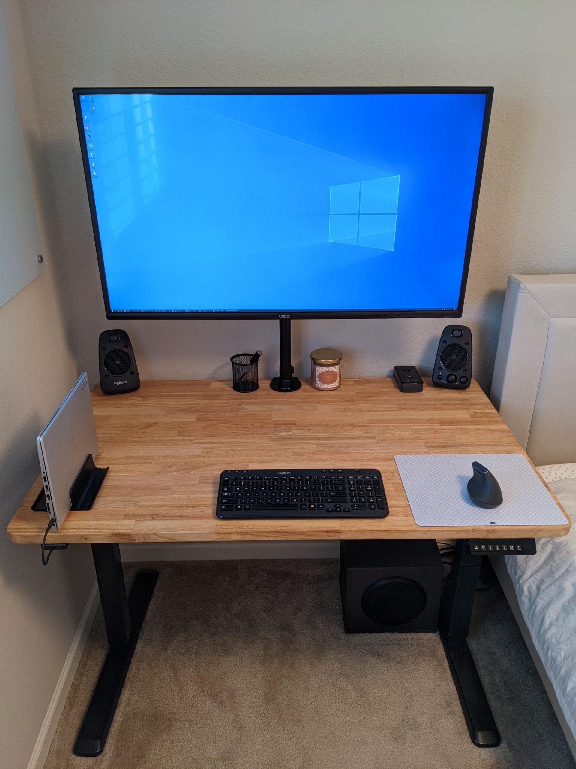 Logitech Z625 Powerful THX Certified 2.1 Speaker System with Optical Input customer photo 2
