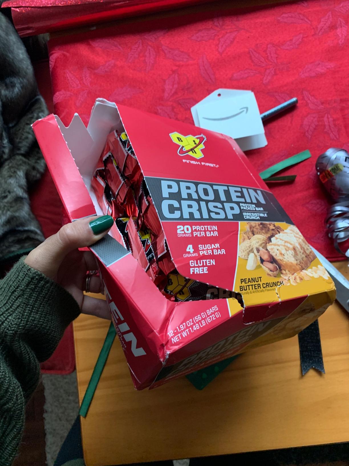 BSN Protein Crisp Bar, Peanut Butter Crunch, 20 Gram Protein Snack Bars with Whey and Fiber, Gluten-Free, Crunchy Energy Bars for Workout, Fitness, On-the-Go, 12 Count customer photo 1