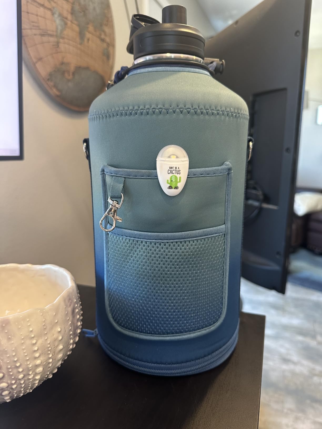 ULLA Smart Light for Water Bottle - Hydrate Reminder, Fits Most Water Bottles, Lights Up When Time to Drink, Hydration Intake Planner customer photo 2
