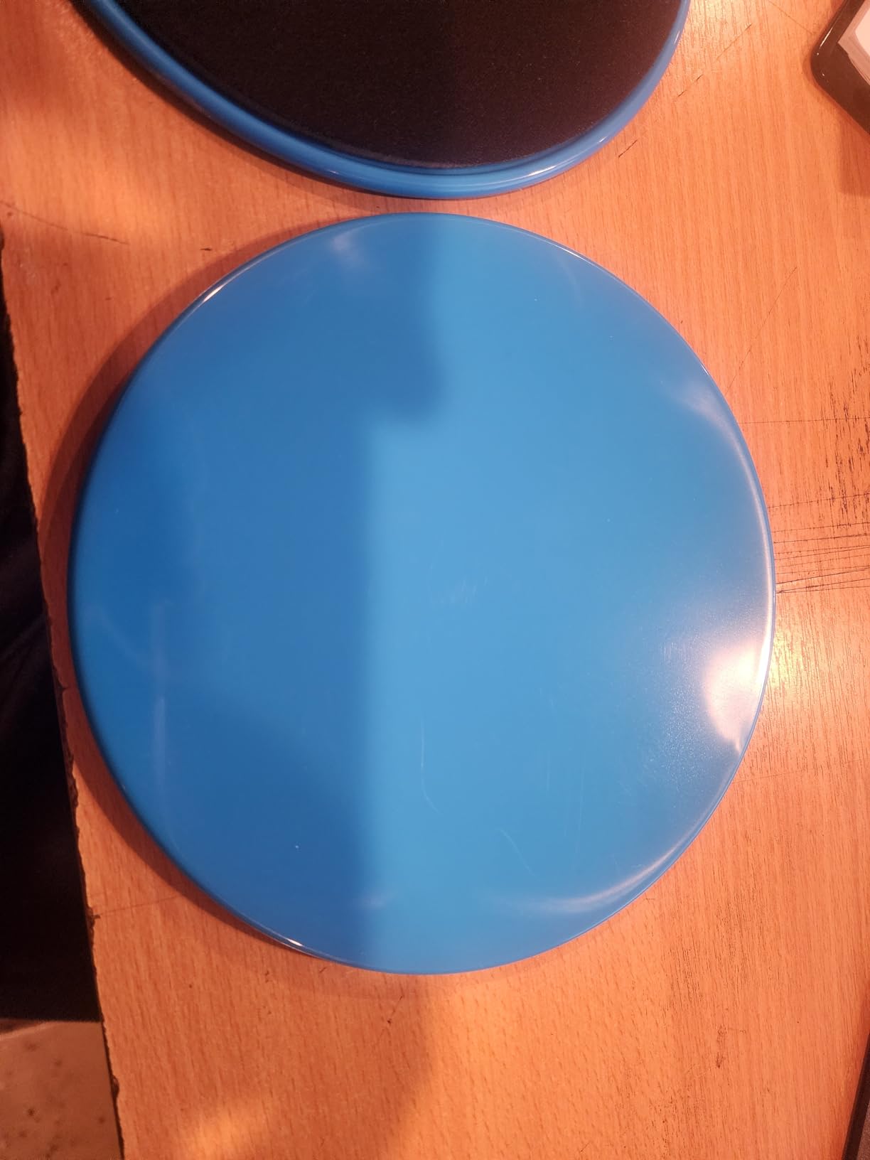 A AZURELIFE Exercise Core Sliders, Dual Sided Exercise Gliding Discs Use on Carpet or Hardwood Floors, Perfect for Abdominal and Core Workouts customer photo 2