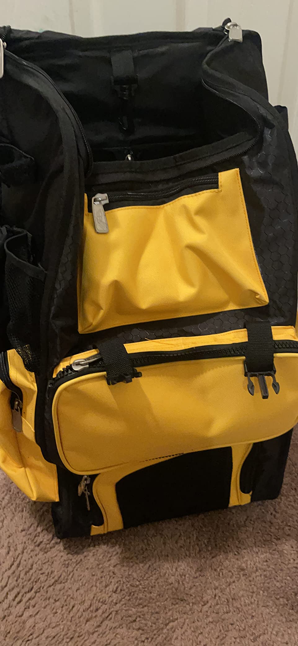 Boombah Rolling Superpack Baseball/Softball Gear Bag - Multiple Colors - Telescopic Handle and Holds 4 Bats - Wheeled Version customer photo 2