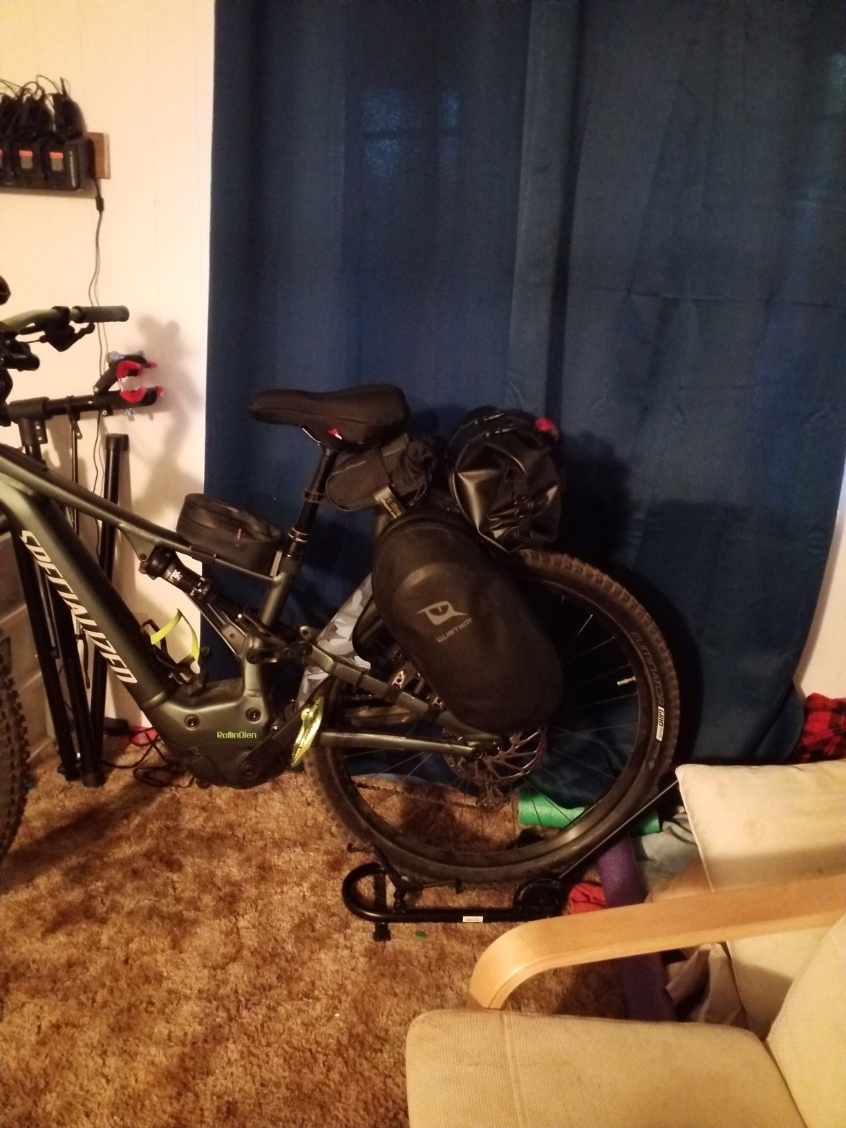 AEROE Spider Rear Bike Rack, Easy Install & Use, Fits All Mountain Bikes incl. E MTB, Gravel Bikes and Electric Bikes, Bike Cargo Rack Can Carry Any Type of Luggage, Dry Bag or Tent up to 35lbs customer photo 2