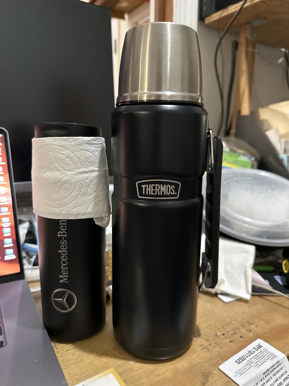 THERMOS Stainless King Vacuum-Insulated Beverage Bottle, 40 Ounce, Midnight Blue customer photo 1