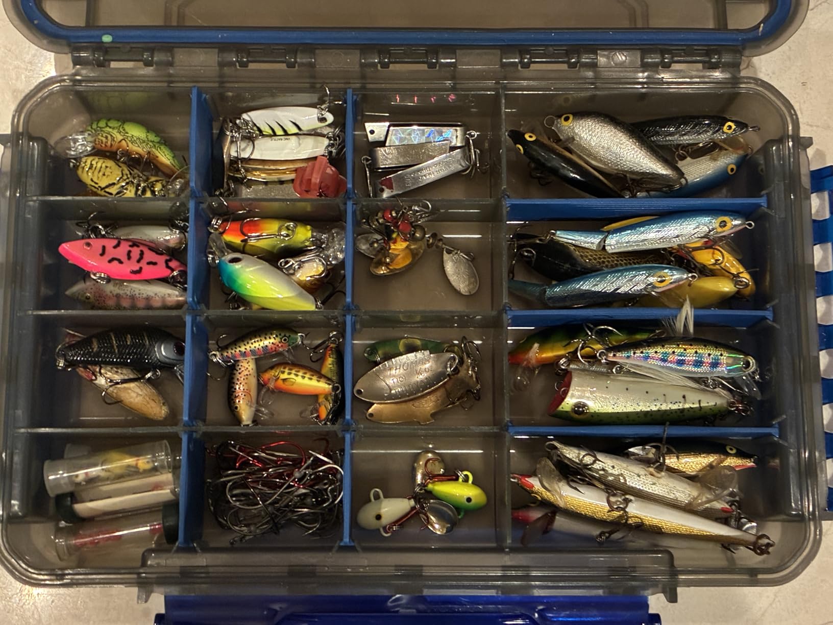 Plano Z-Series Tackle Bag | Premium Fishing and Tackle Storage with Waterproof Molded and Non-Slip Base customer photo 1